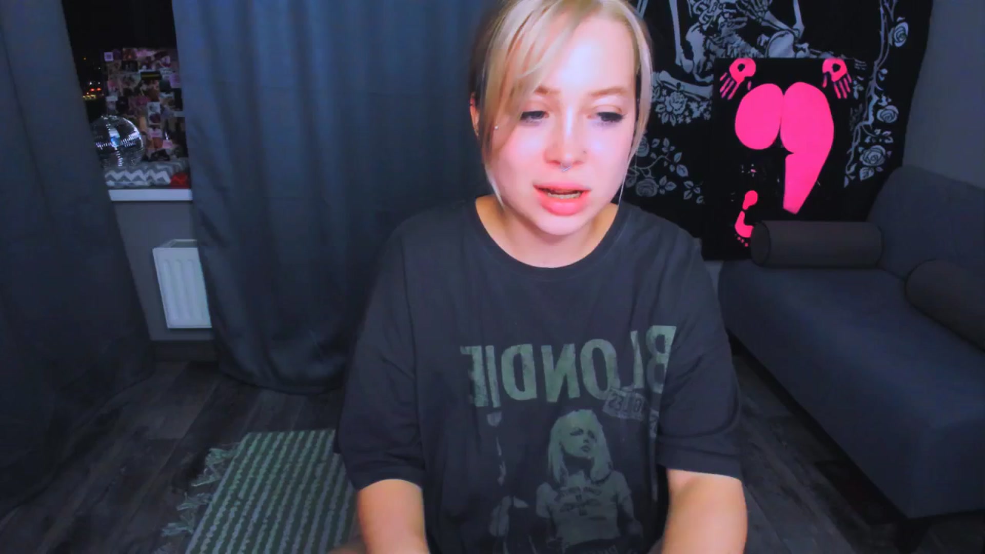 Gallery image thumbnail from MonaLauu's myfreecams stream on, 04/24/2026, 21:56 image 7 of 20