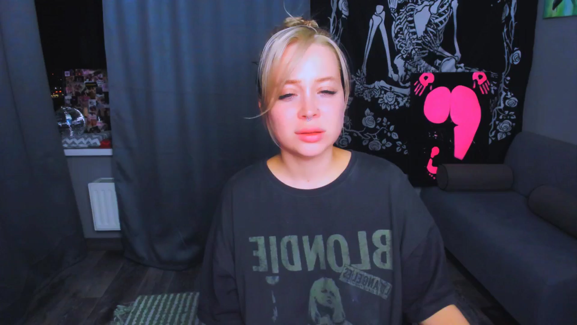 Gallery image thumbnail from MonaLauu's myfreecams stream on, 04/24/2026, 22:37 image 20 of 20