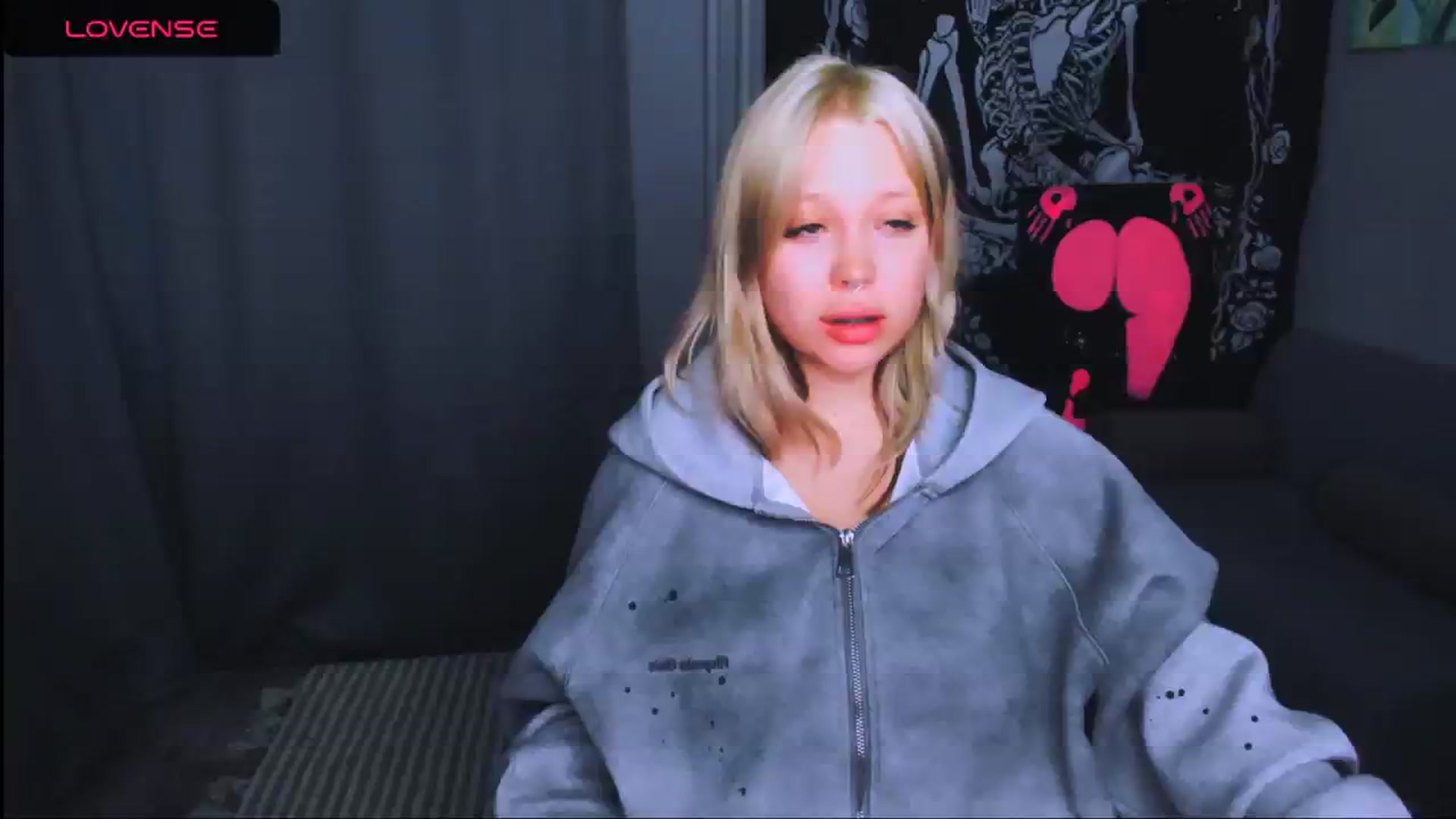 Gallery image thumbnail from MonaLauu's myfreecams stream on, 04/29/2026, 02:20 image 10 of 20