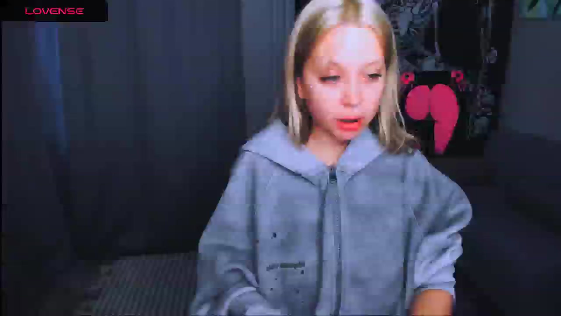 Gallery image thumbnail from MonaLauu's myfreecams stream on, 04/29/2026, 02:20 image 17 of 20