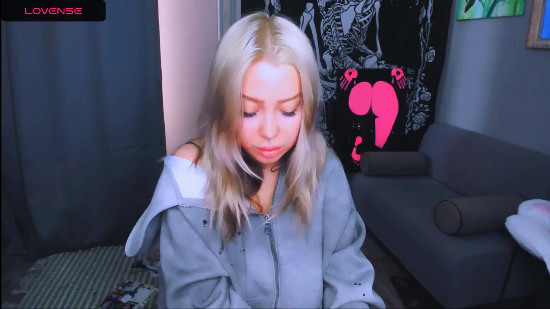 Gallery image thumbnail from MonaLauu's myfreecams stream on, 04/30/2026, 03:32 image 20 of 20