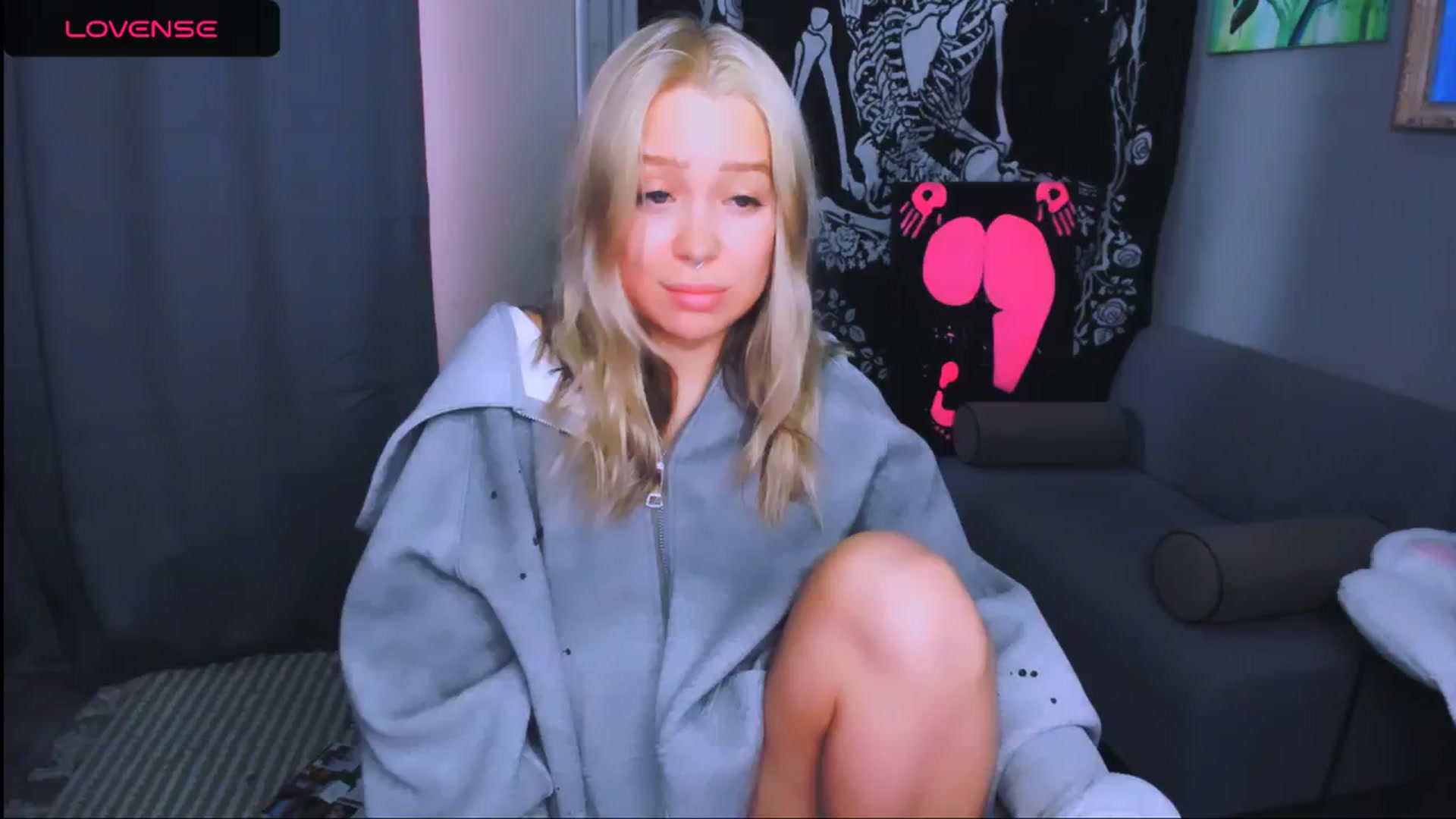 Gallery image thumbnail from MonaLauu's myfreecams stream on, 04/30/2026, 03:32 image 9 of 20