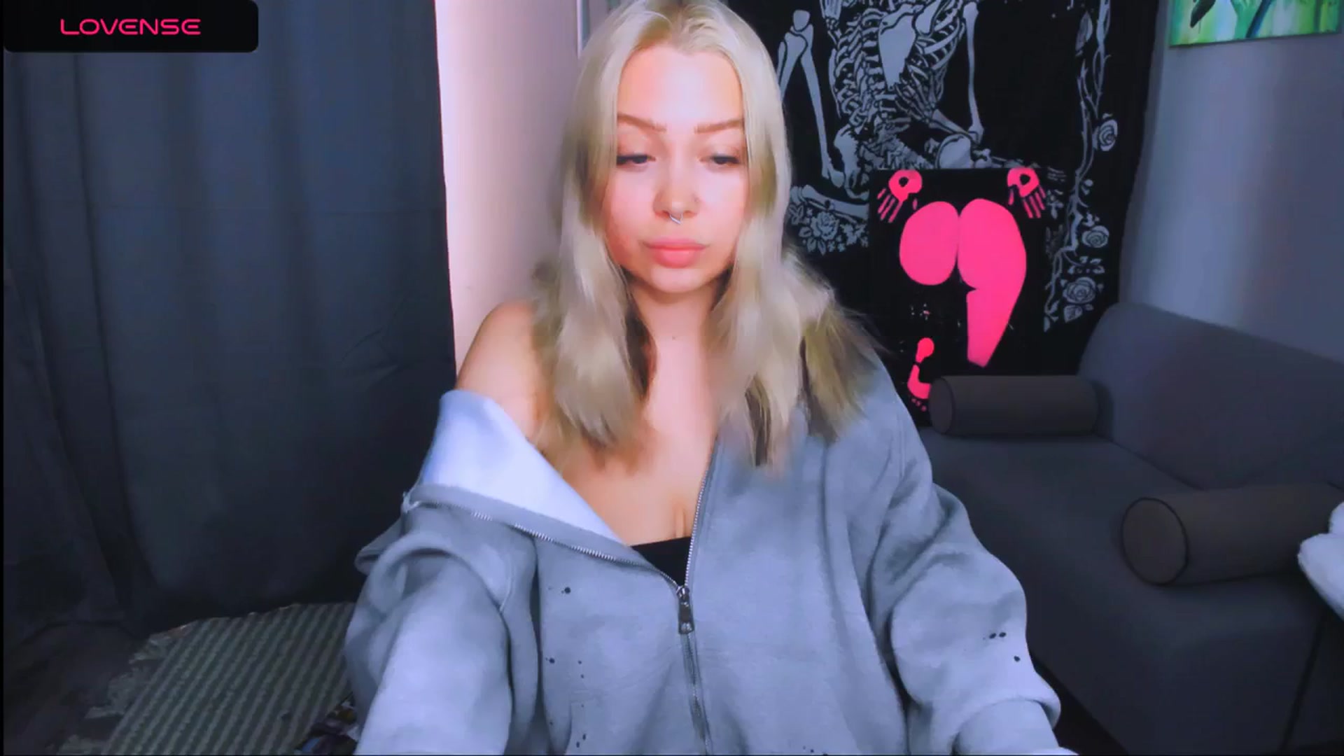 Gallery image thumbnail from MonaLauu's myfreecams stream on, 04/30/2026, 04:12 image 4 of 20