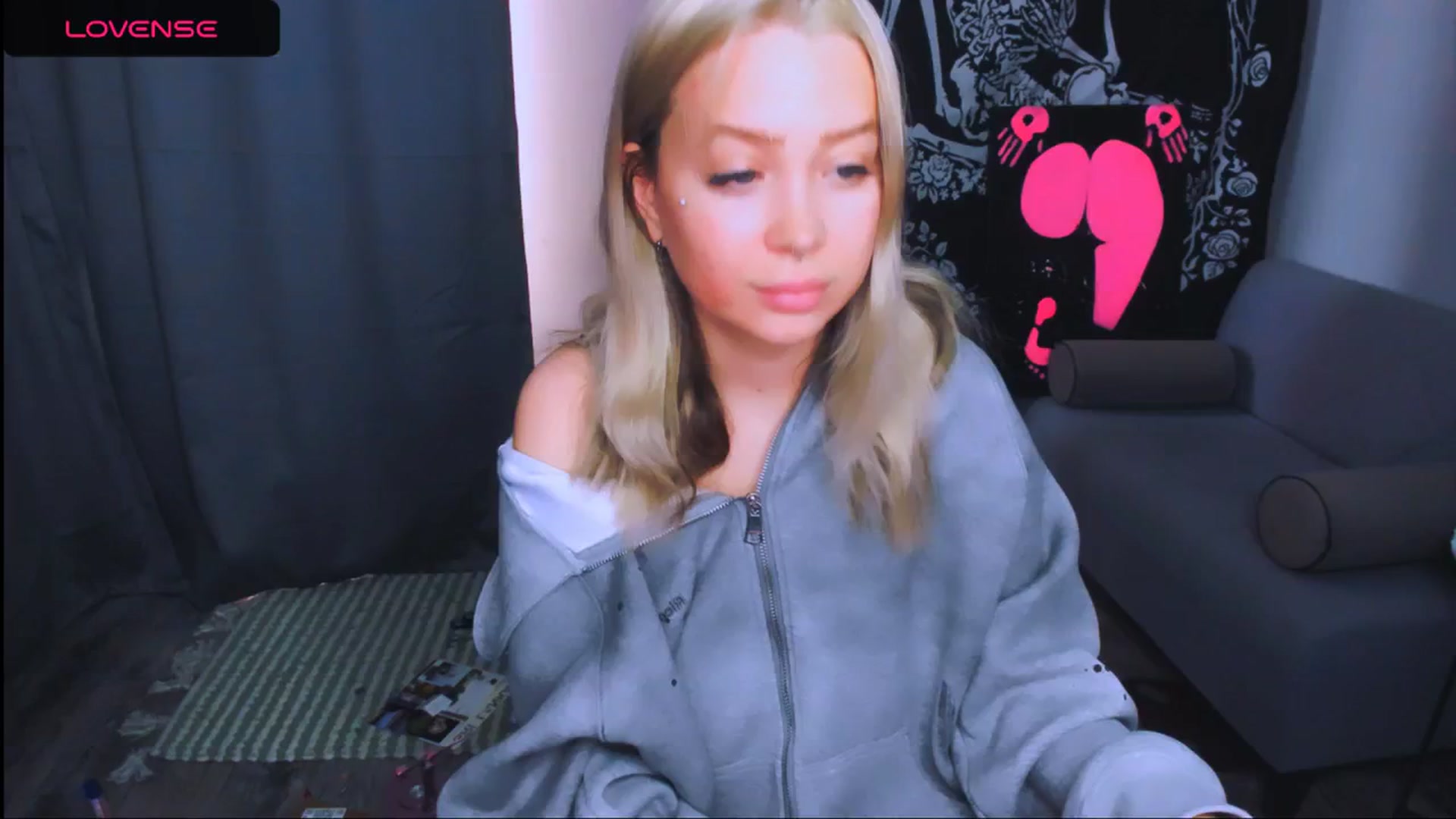 Gallery image thumbnail from MonaLauu's myfreecams stream on, 04/30/2026, 04:12 image 14 of 20