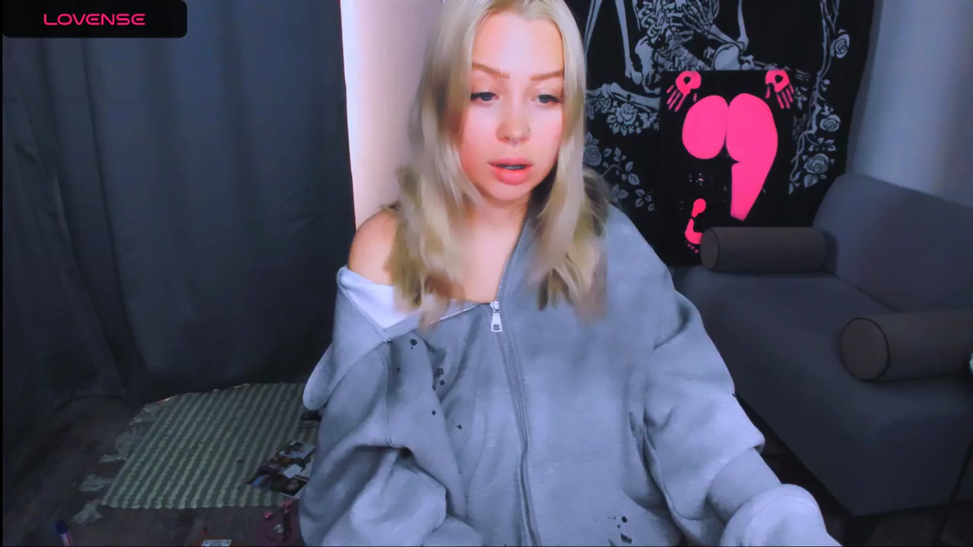 Gallery image thumbnail from MonaLauu's myfreecams stream on, 04/30/2026, 04:12 image 12 of 20