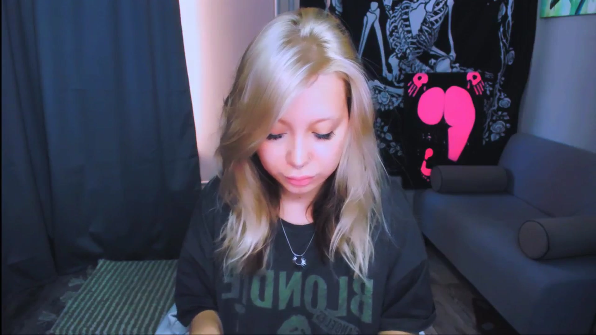 Gallery image thumbnail from MonaLauu's myfreecams stream on, 05/02/2026, 03:31 image 14 of 20
