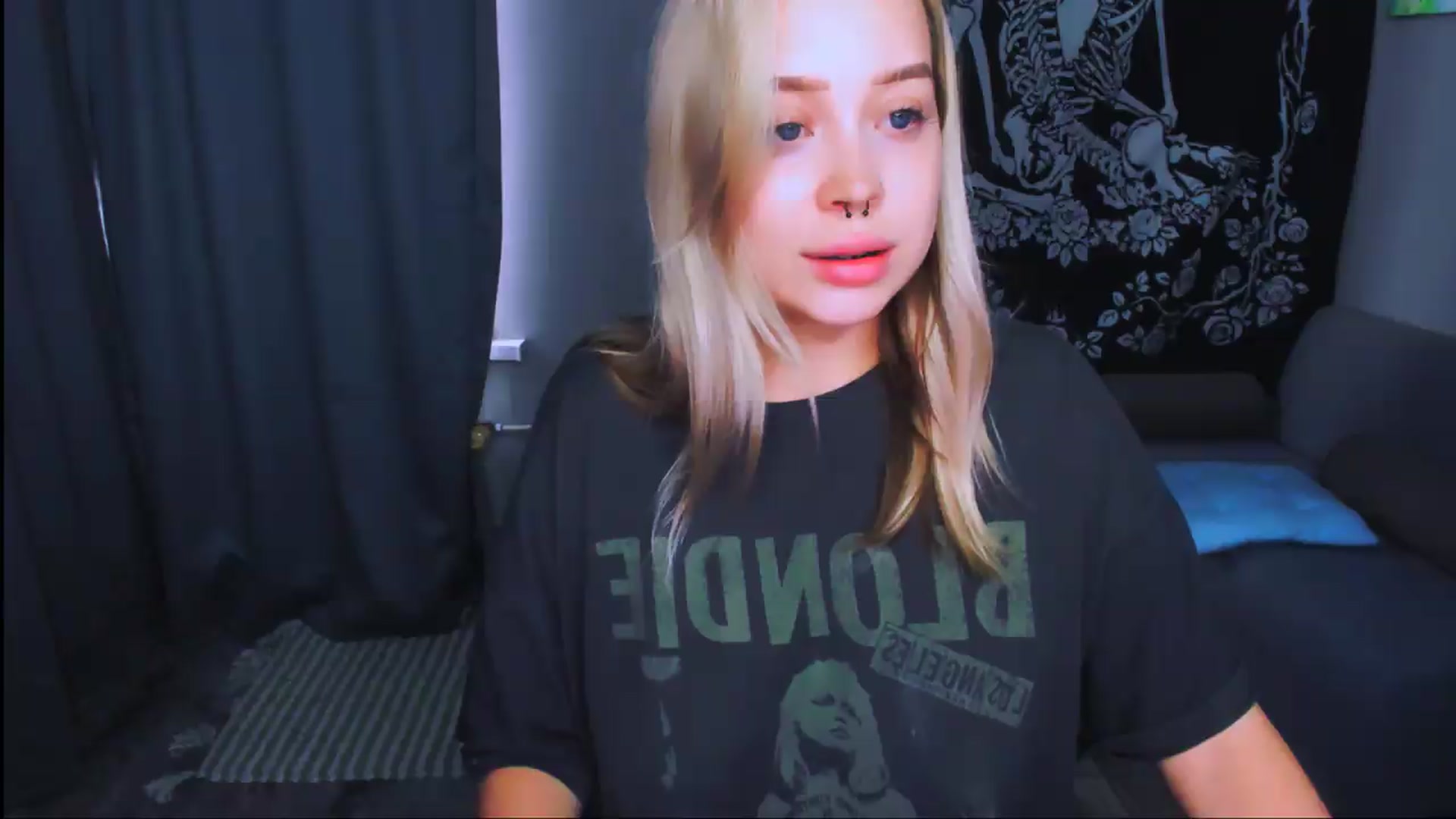 Gallery image thumbnail from MonaLauu's myfreecams stream on, 05/27/2026, 14:10 image 1 of 20