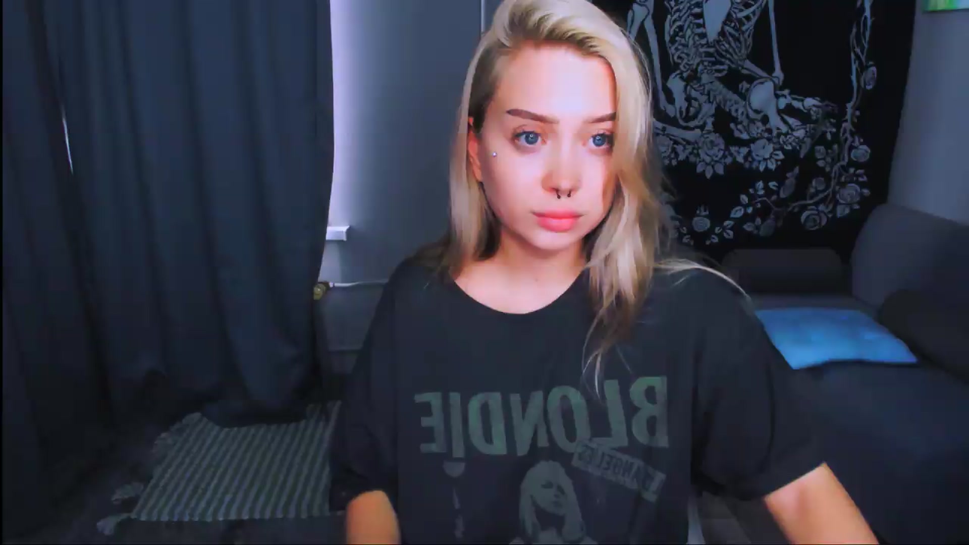 Gallery image thumbnail from MonaLauu's myfreecams stream on, 05/27/2026, 14:10 image 10 of 20