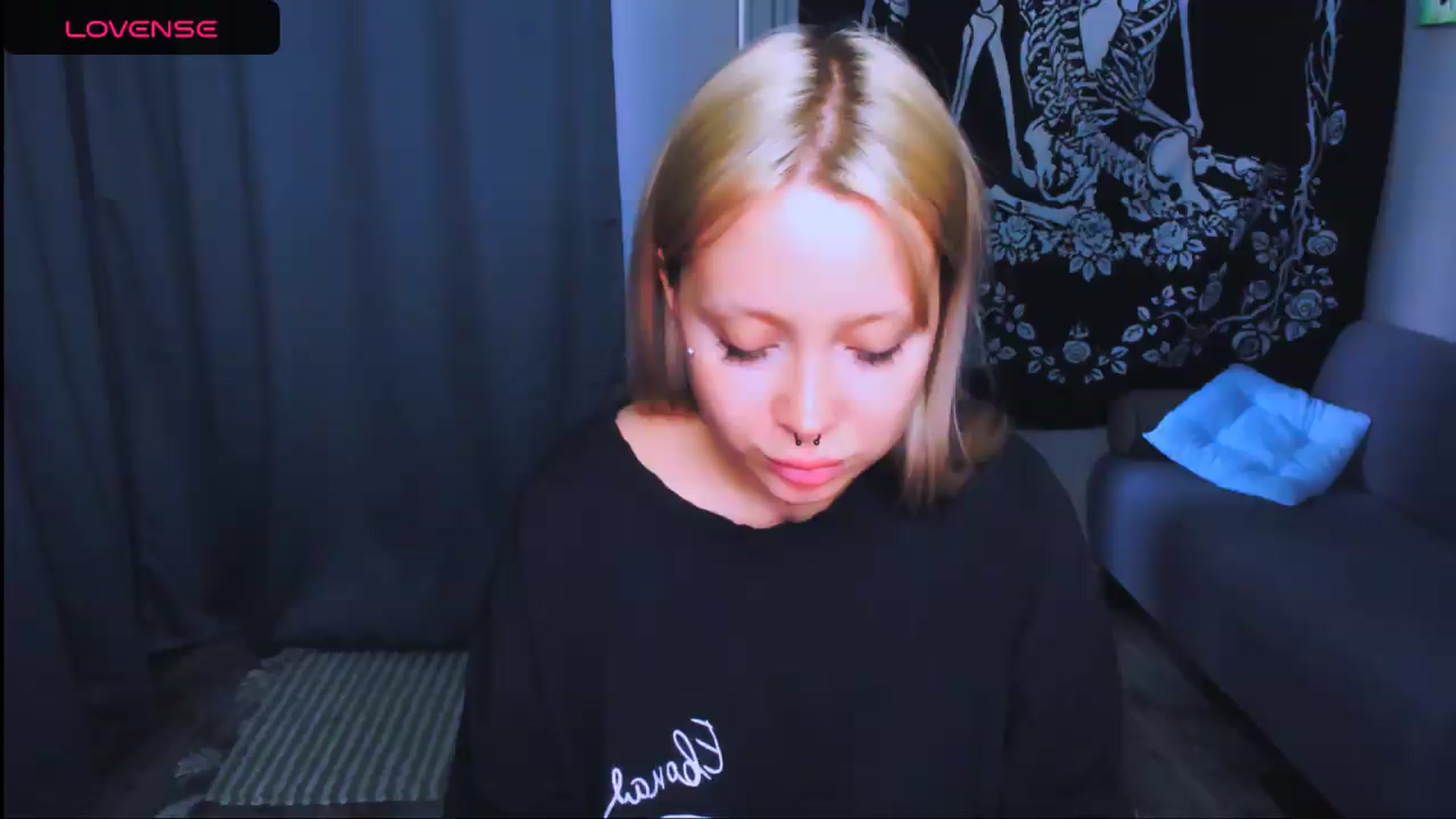 Gallery image thumbnail from MonaLauu's myfreecams stream on, 05/29/2026, 14:52 image 4 of 20