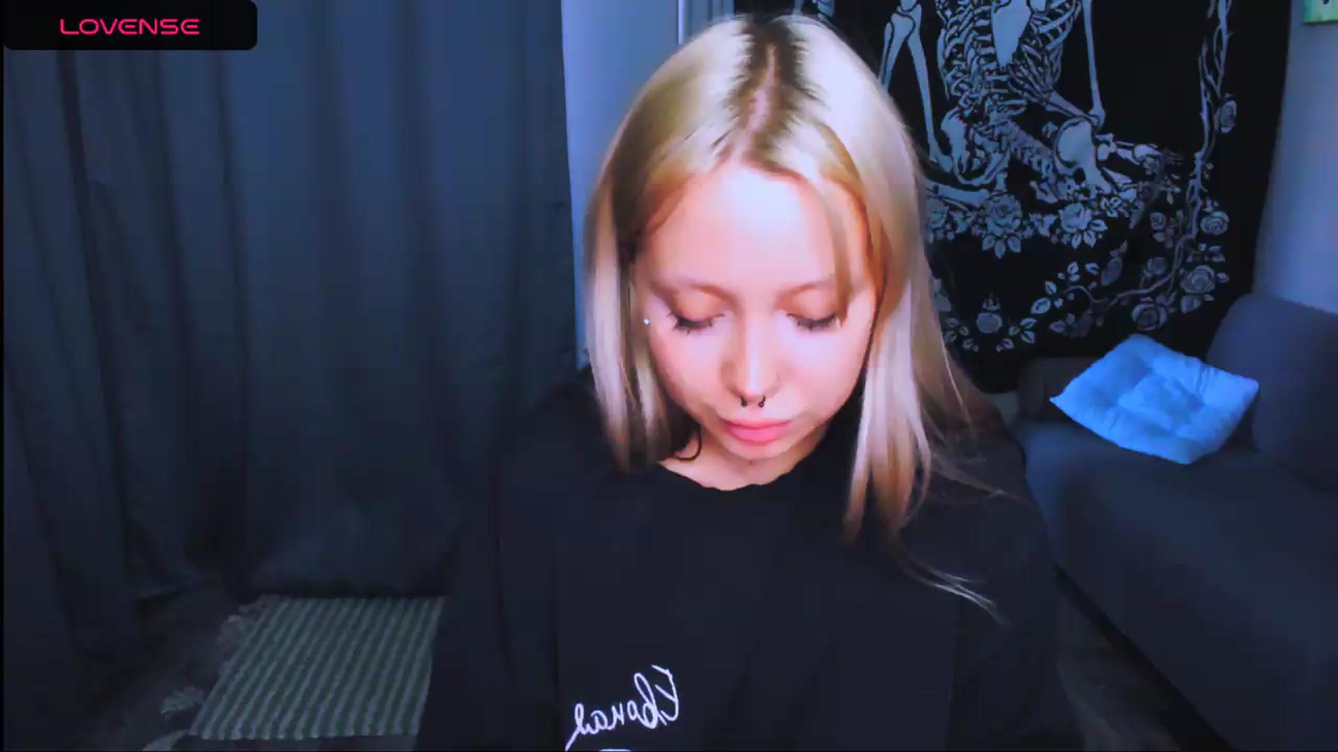Gallery image thumbnail from MonaLauu's myfreecams stream on, 05/29/2026, 14:52 image 13 of 20