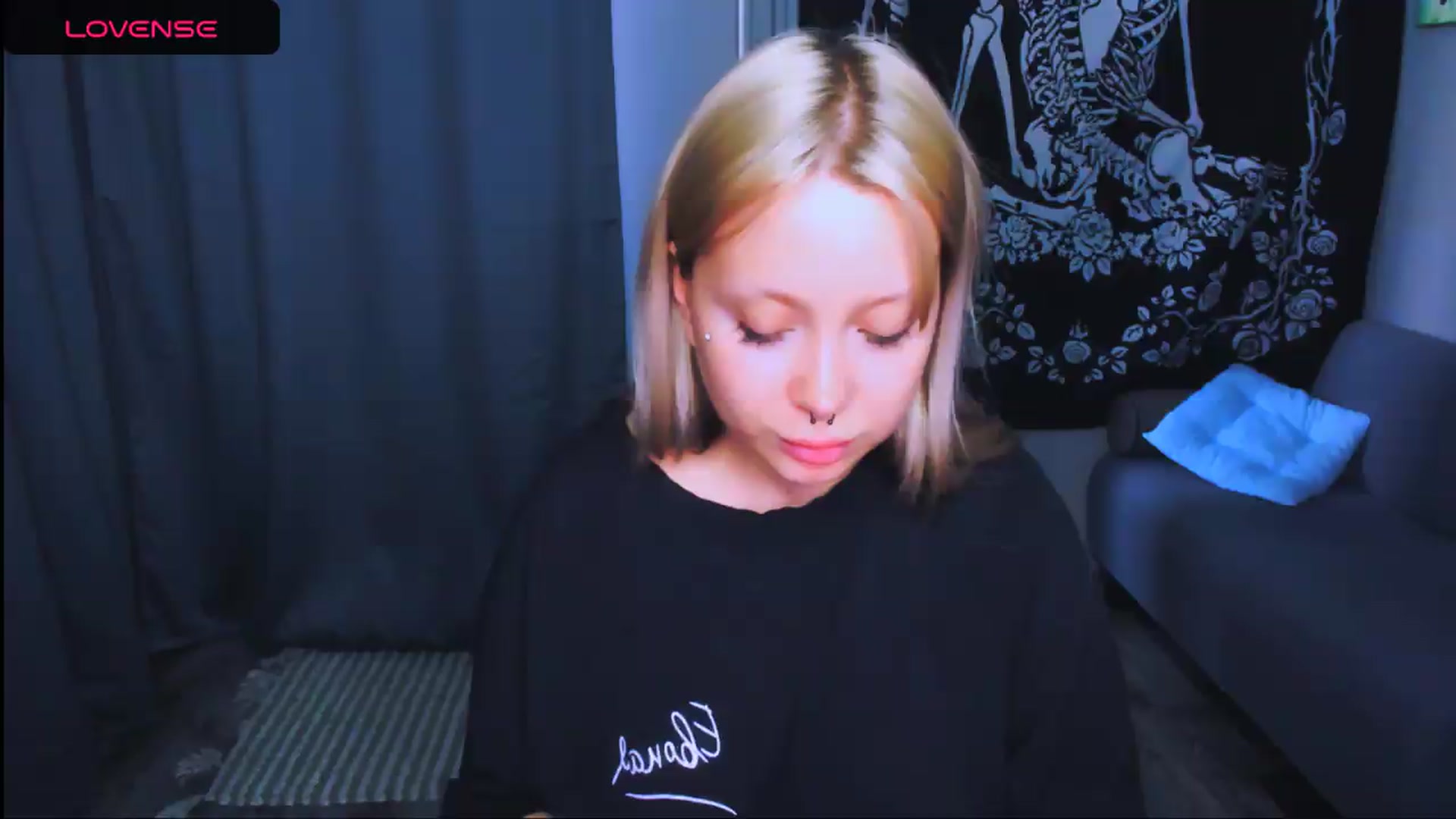 Gallery image thumbnail from MonaLauu's myfreecams stream on, 05/29/2026, 14:52 image 6 of 20