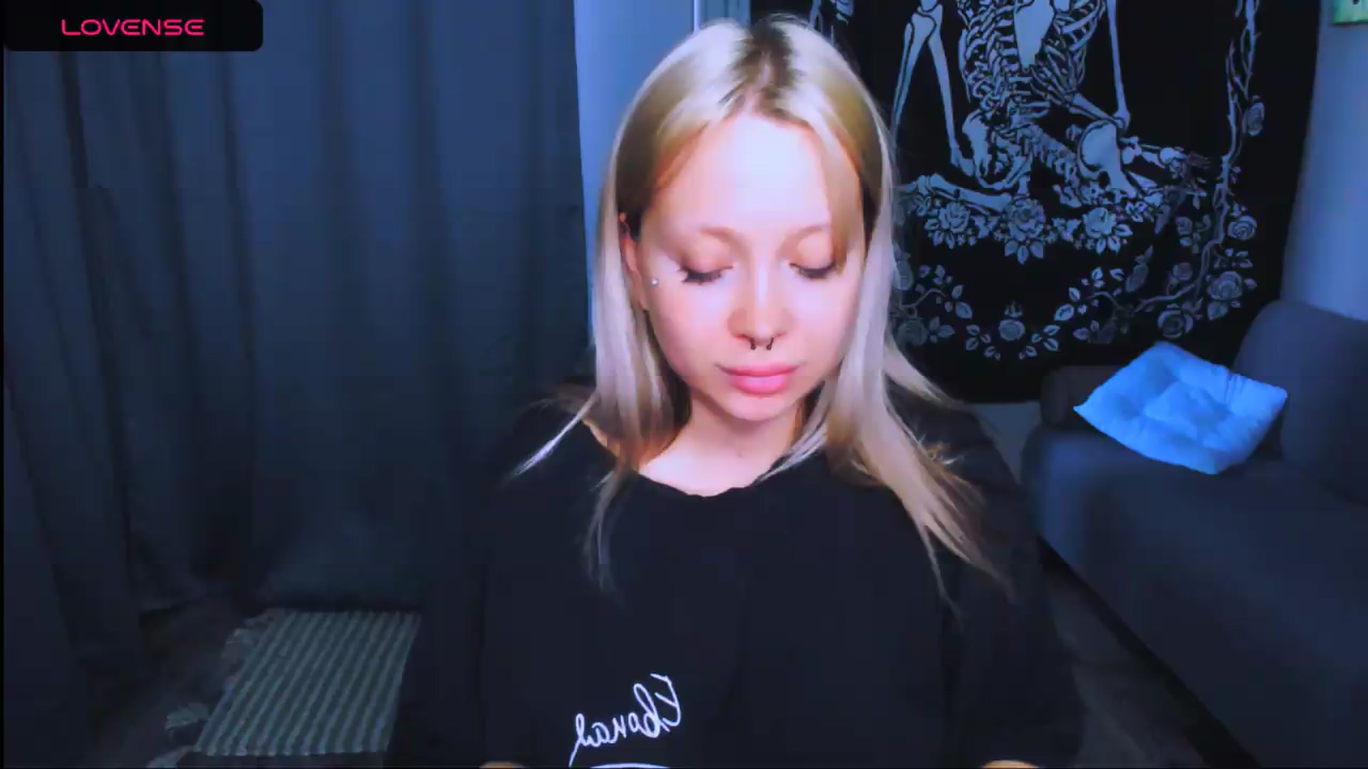 Gallery image thumbnail from MonaLauu's myfreecams stream on, 05/29/2026, 14:52 image 11 of 20