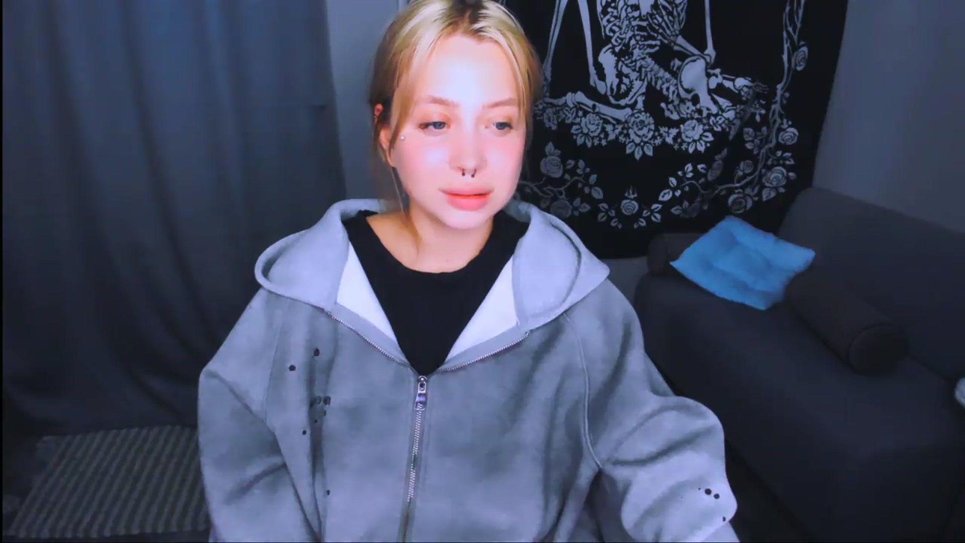 Gallery image thumbnail from MonaLauu's myfreecams stream on, 05/30/2026, 17:06 image 10 of 20