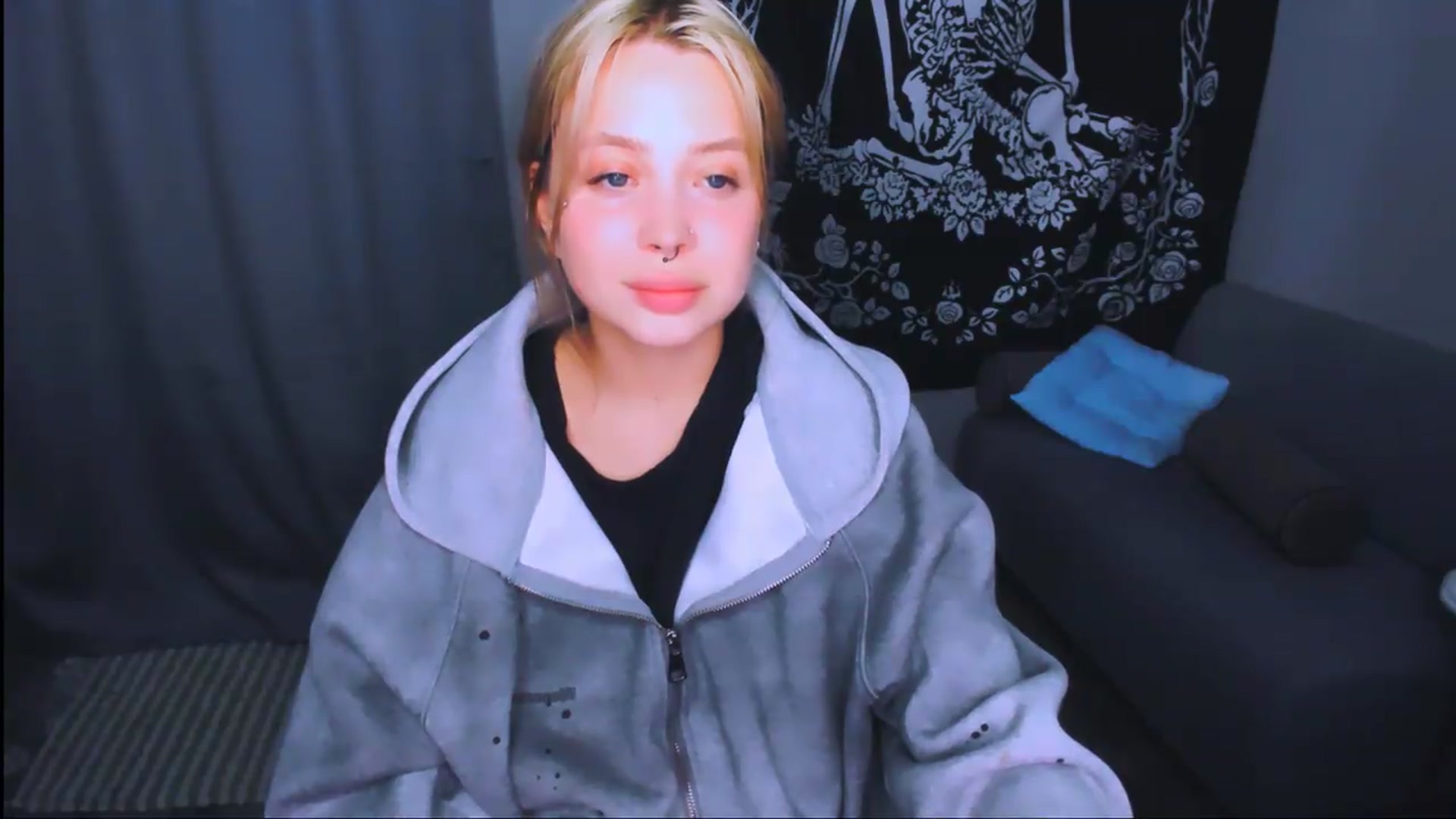 Gallery image thumbnail from MonaLauu's myfreecams stream on, 05/30/2026, 17:06 image 15 of 20