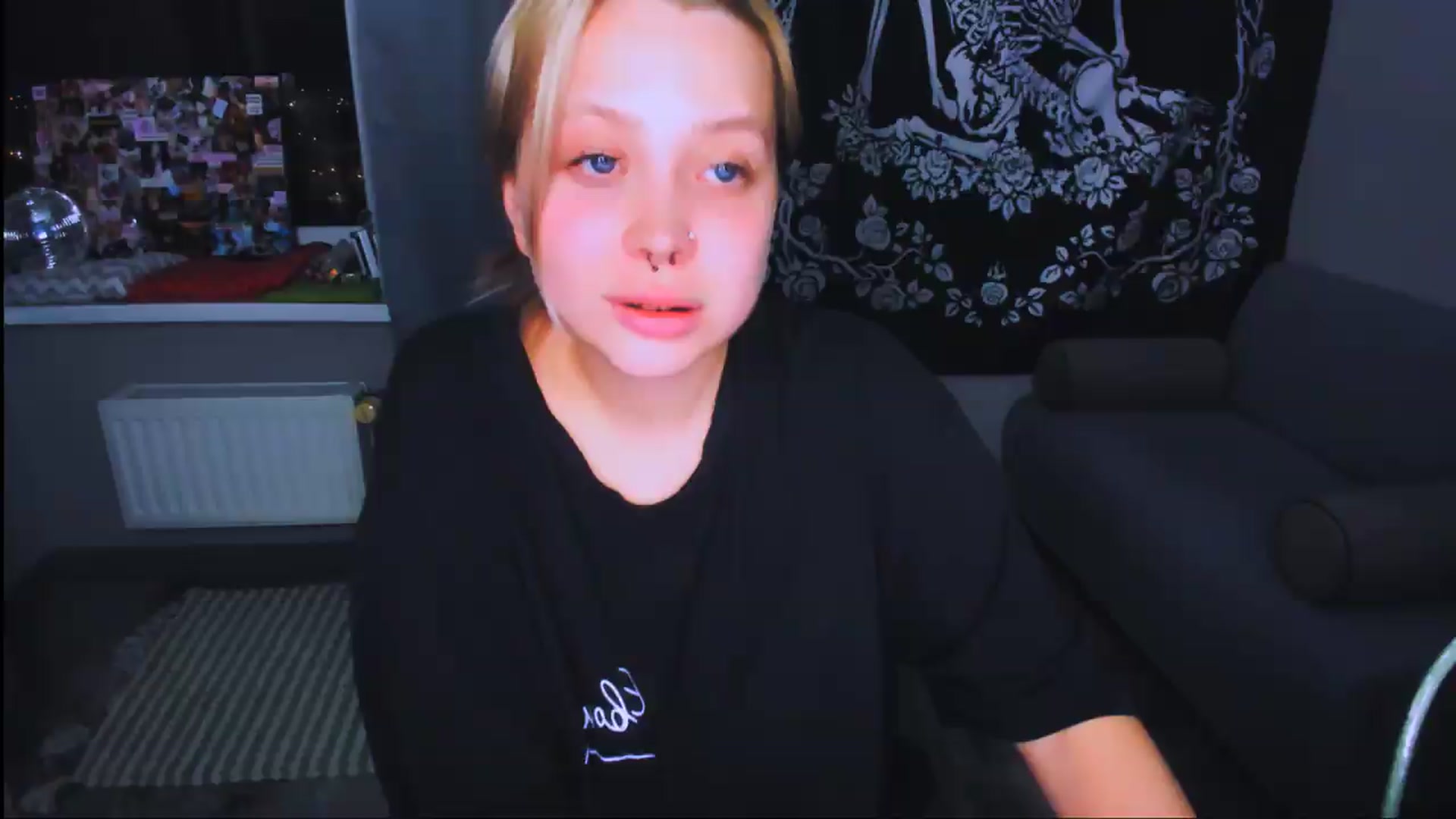 Gallery image thumbnail from MonaLauu's myfreecams stream on, 05/30/2026, 22:42 image 19 of 20