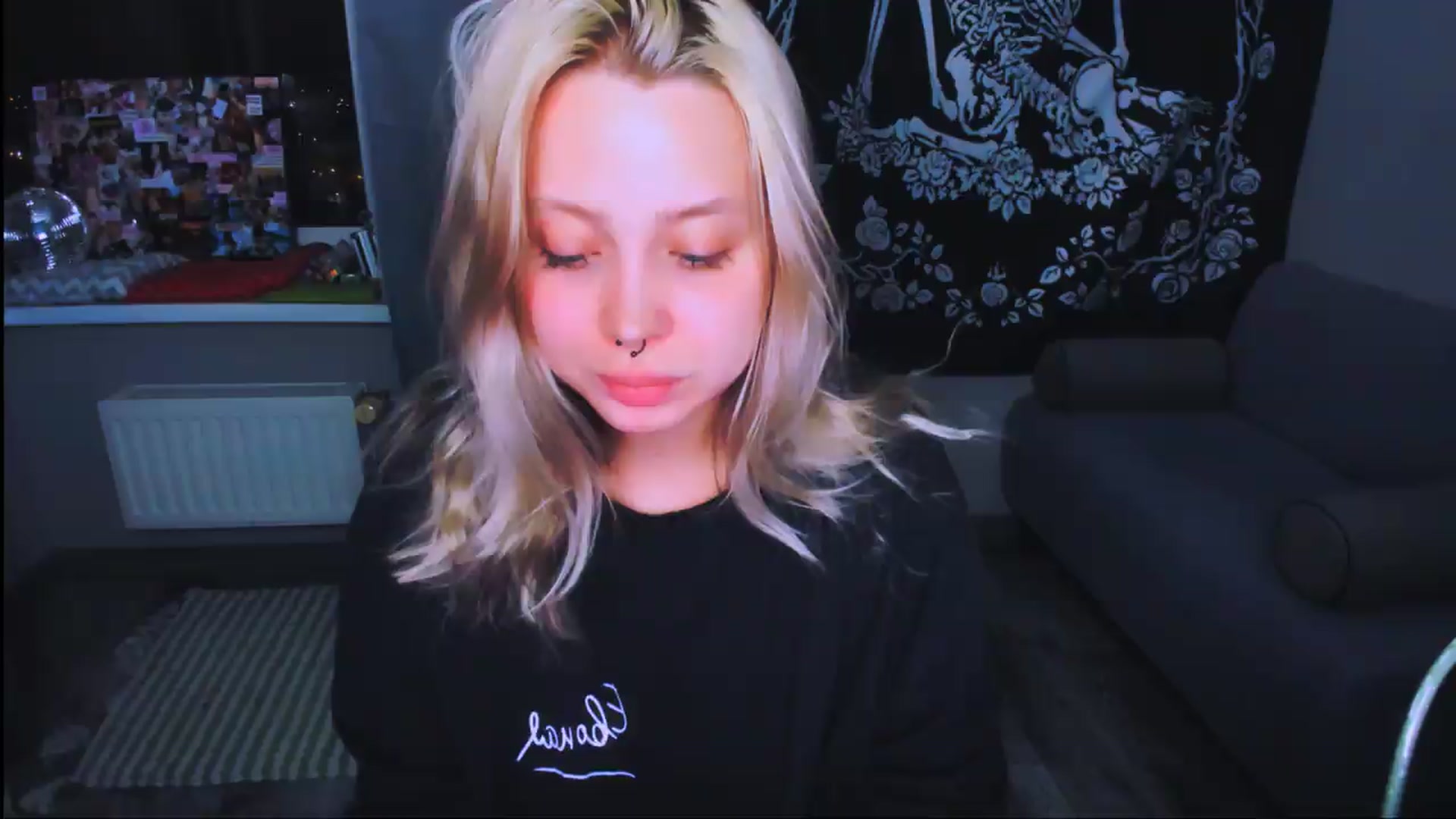 Gallery image thumbnail from MonaLauu's myfreecams stream on, 05/30/2026, 22:42 image 10 of 20