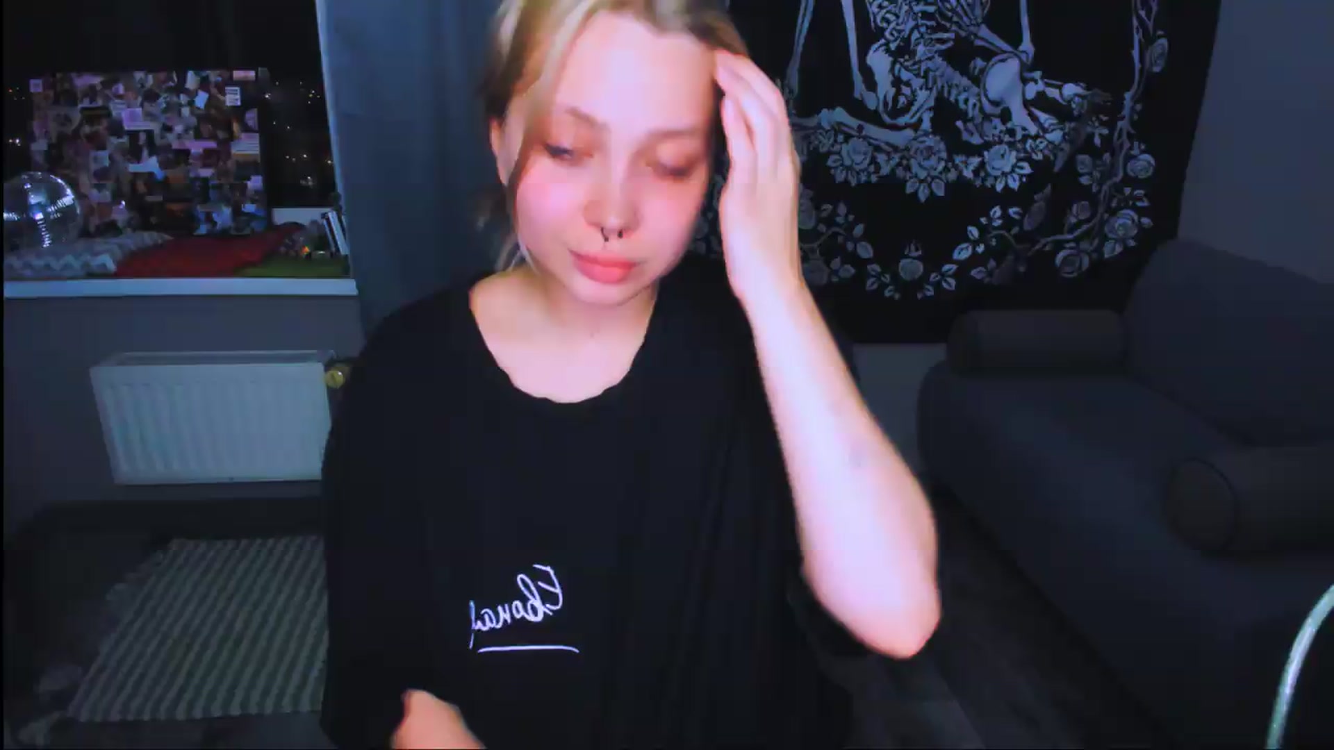 Gallery image thumbnail from MonaLauu's myfreecams stream on, 05/30/2026, 22:42 image 20 of 20