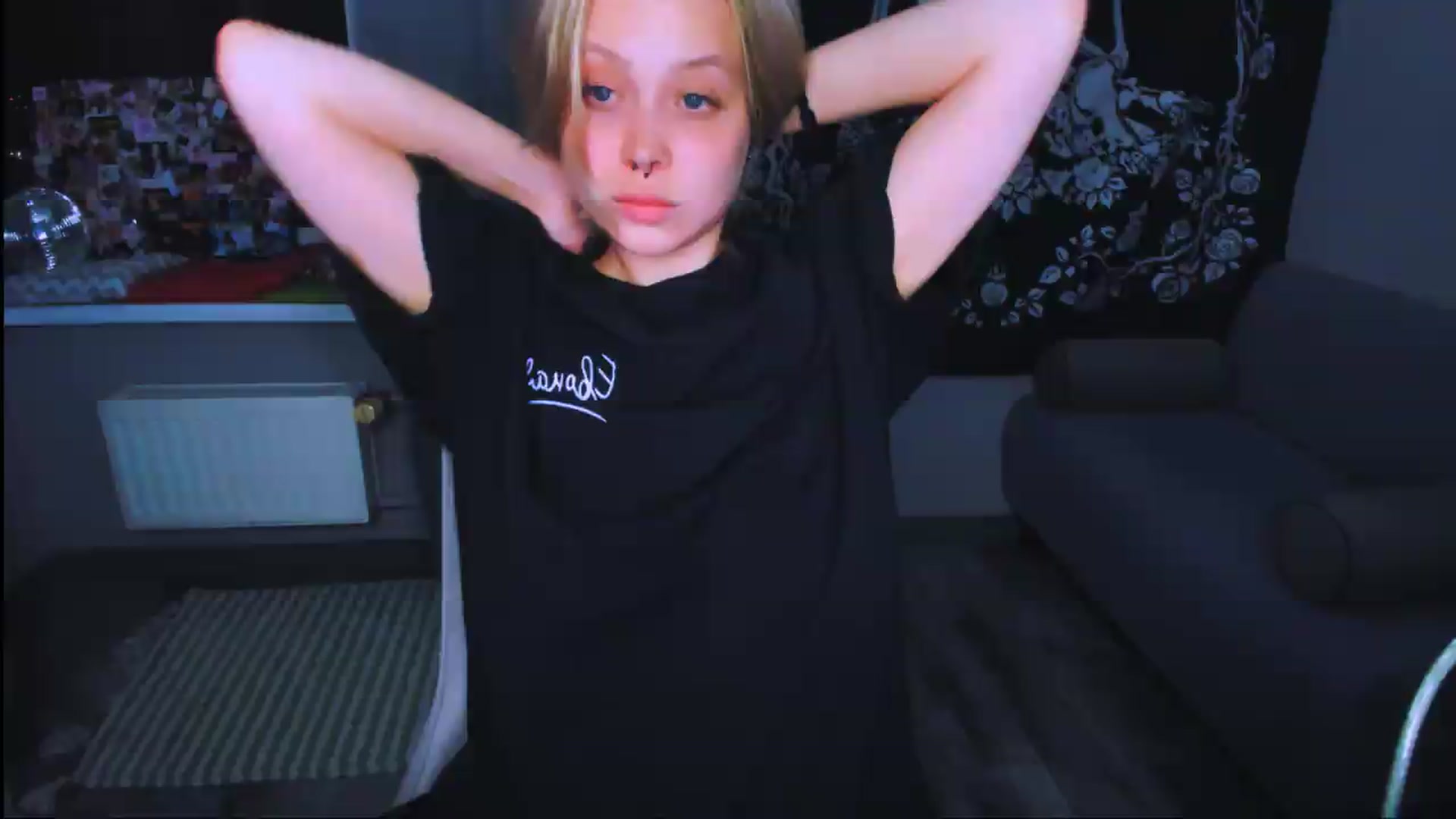 Gallery image thumbnail from MonaLauu's myfreecams stream on, 05/30/2026, 22:42 image 12 of 20
