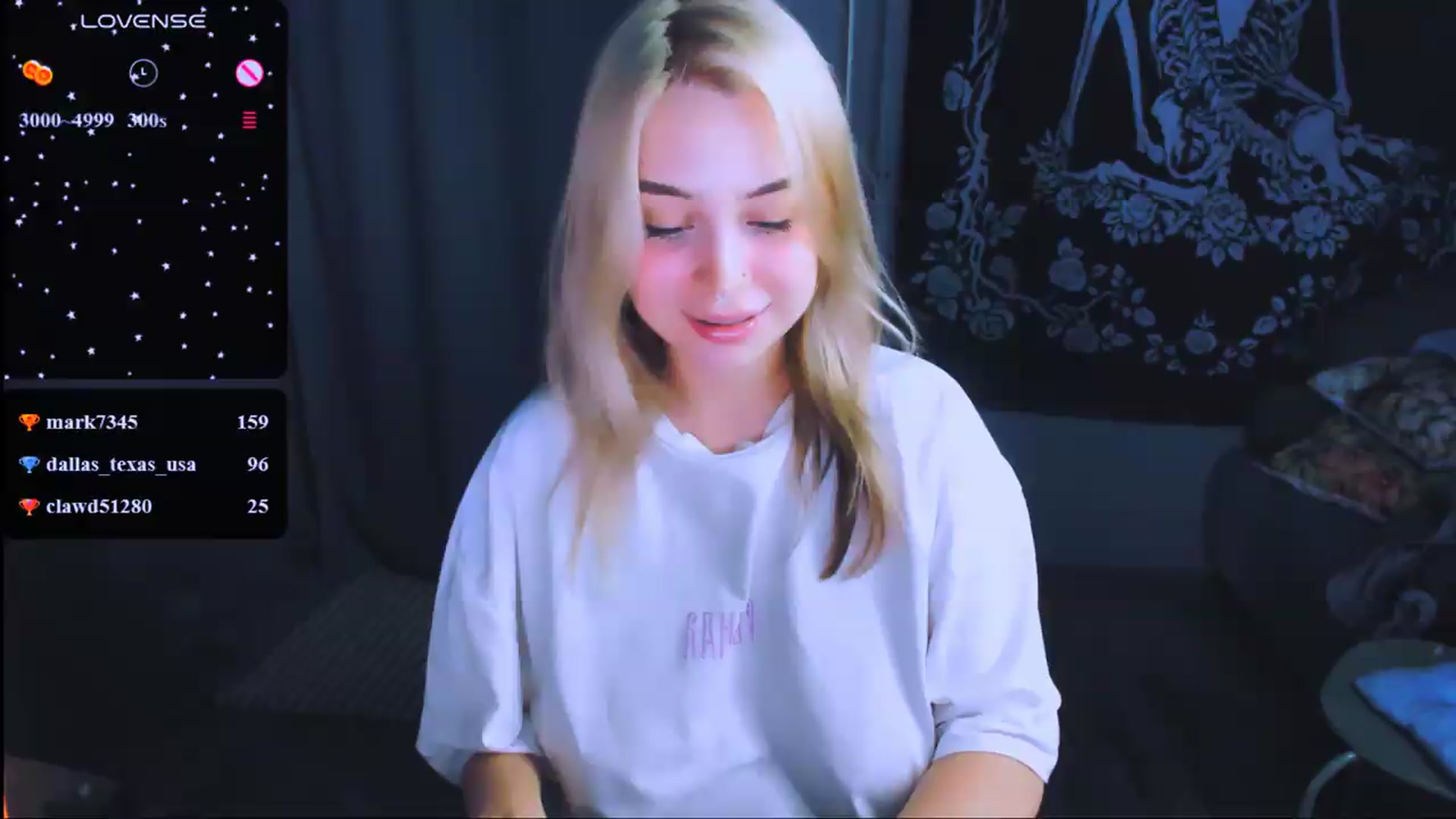Gallery image thumbnail from MonaLauu's myfreecams stream on, 07/05/2026, 18:22 image 11 of 20