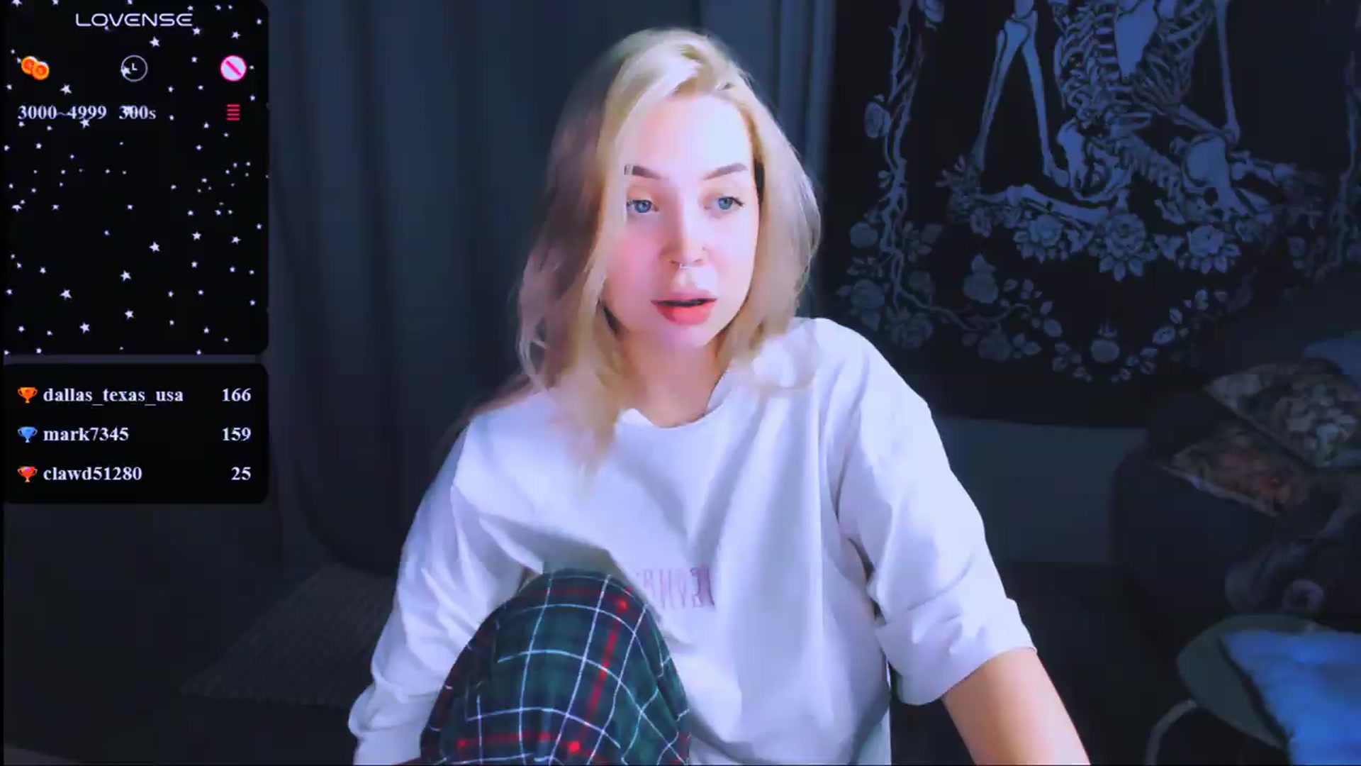 Gallery image thumbnail from MonaLauu's myfreecams stream on, 07/05/2026, 19:31 image 1 of 20