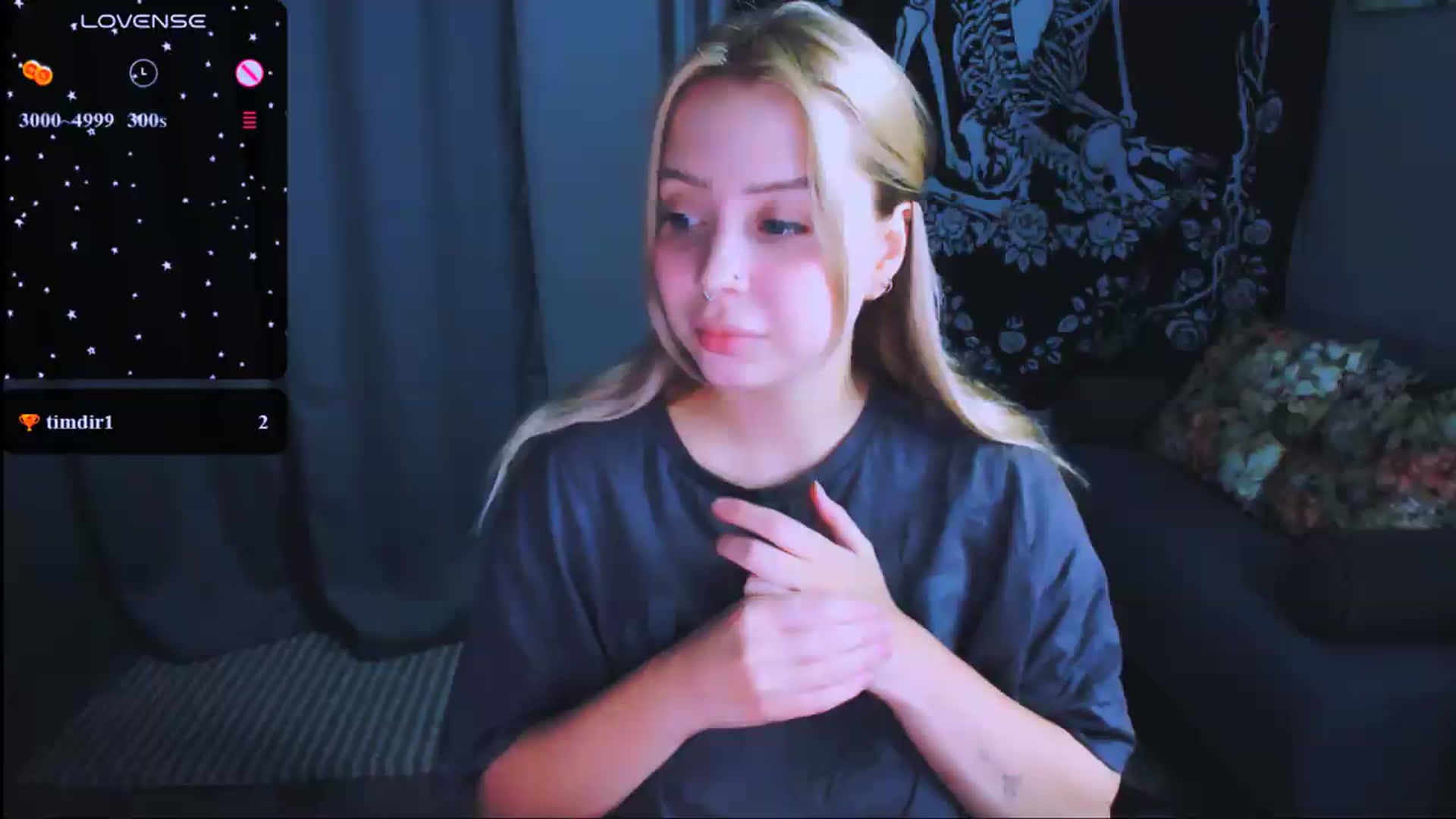 Gallery image thumbnail from MonaLauu's myfreecams stream on, 07/08/2026, 20:02 image 5 of 20