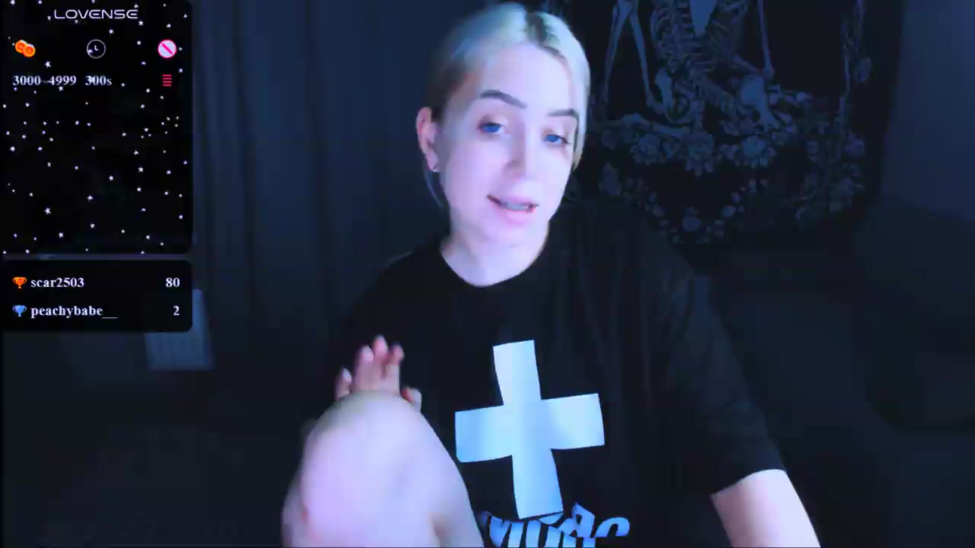 Gallery image thumbnail from MonaLauu's myfreecams stream on, 07/11/2026, 22:22 image 13 of 20