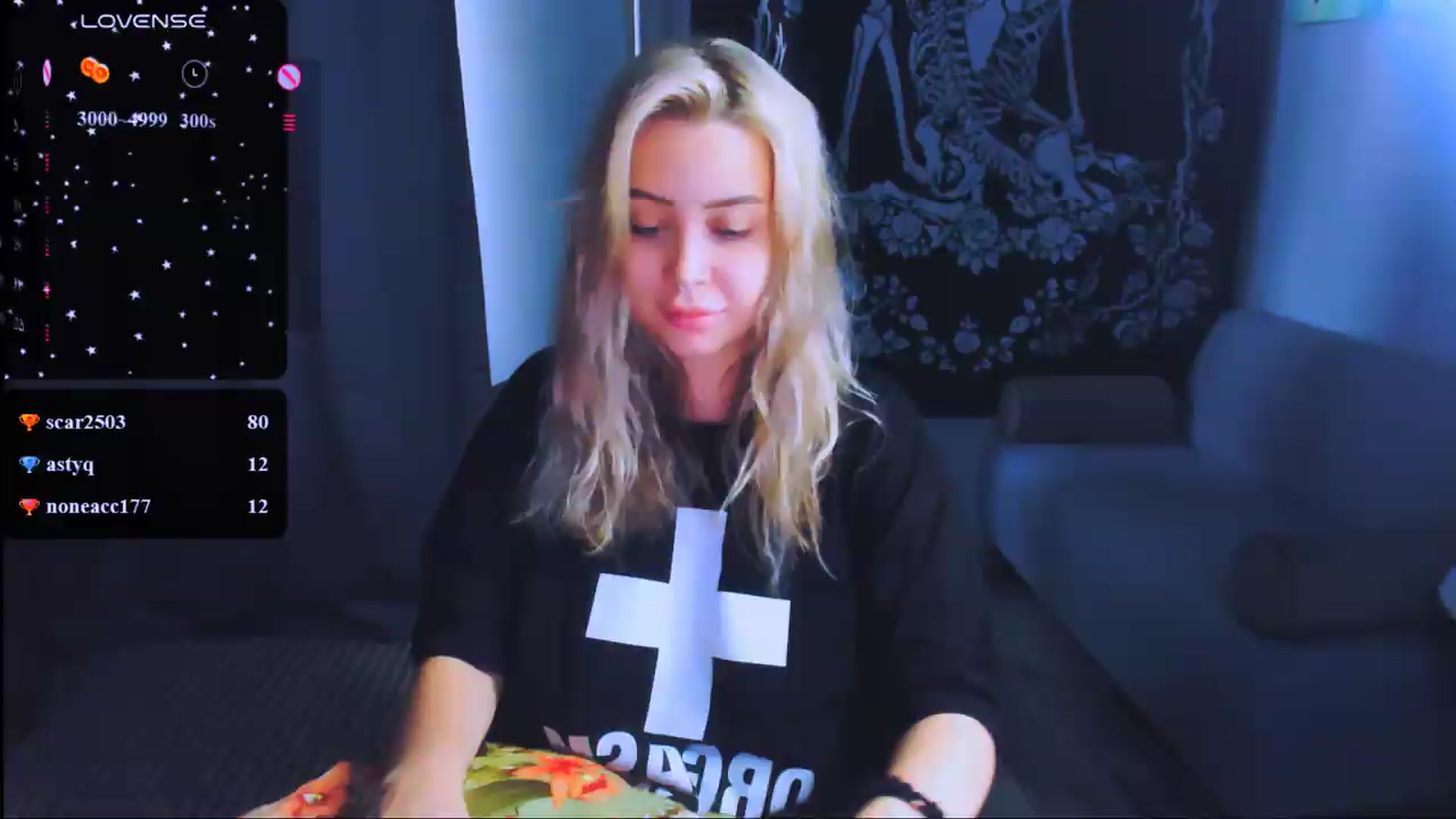 Gallery image thumbnail from MonaLauu's myfreecams stream on, 07/12/2026, 03:02 image 14 of 20