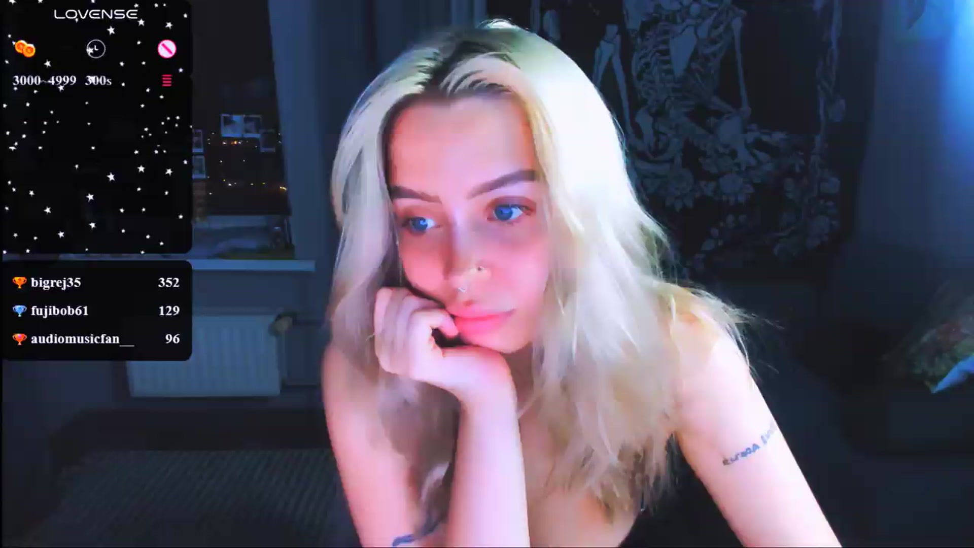 Gallery image thumbnail from MonaLauu's myfreecams stream on, 07/12/2026, 22:34 image 12 of 20
