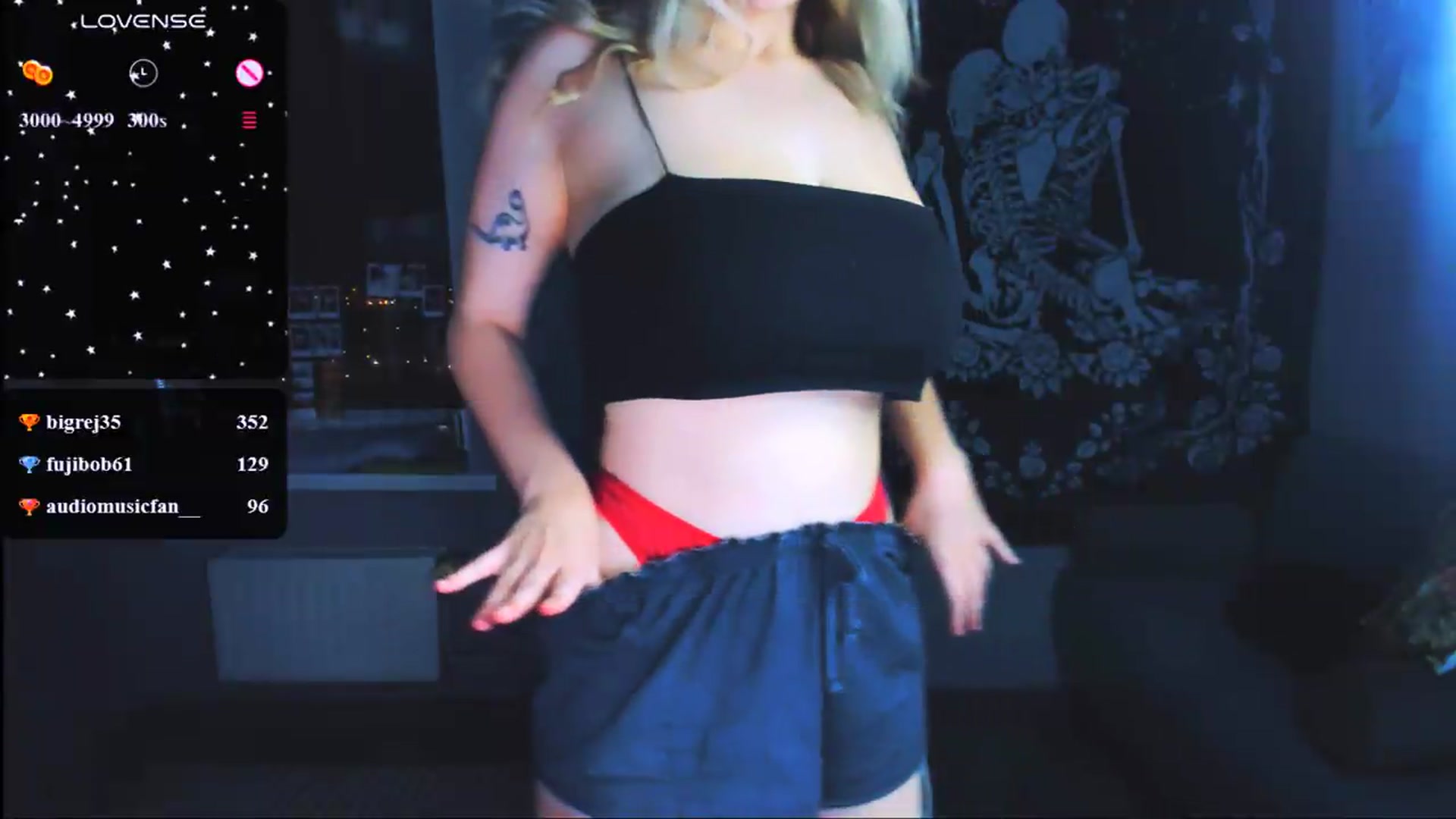 Gallery image thumbnail from MonaLauu's myfreecams stream on, 07/12/2026, 22:34 image 20 of 20