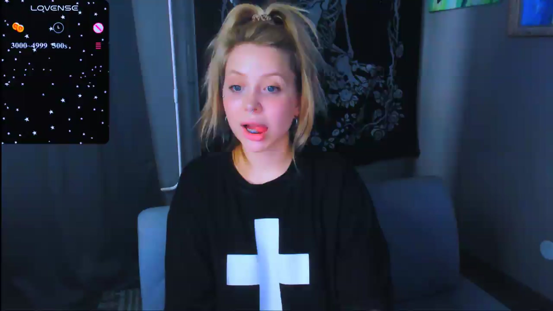 Gallery image thumbnail from MonaLauu's myfreecams stream on, 08/07/2026, 13:30 image 6 of 20