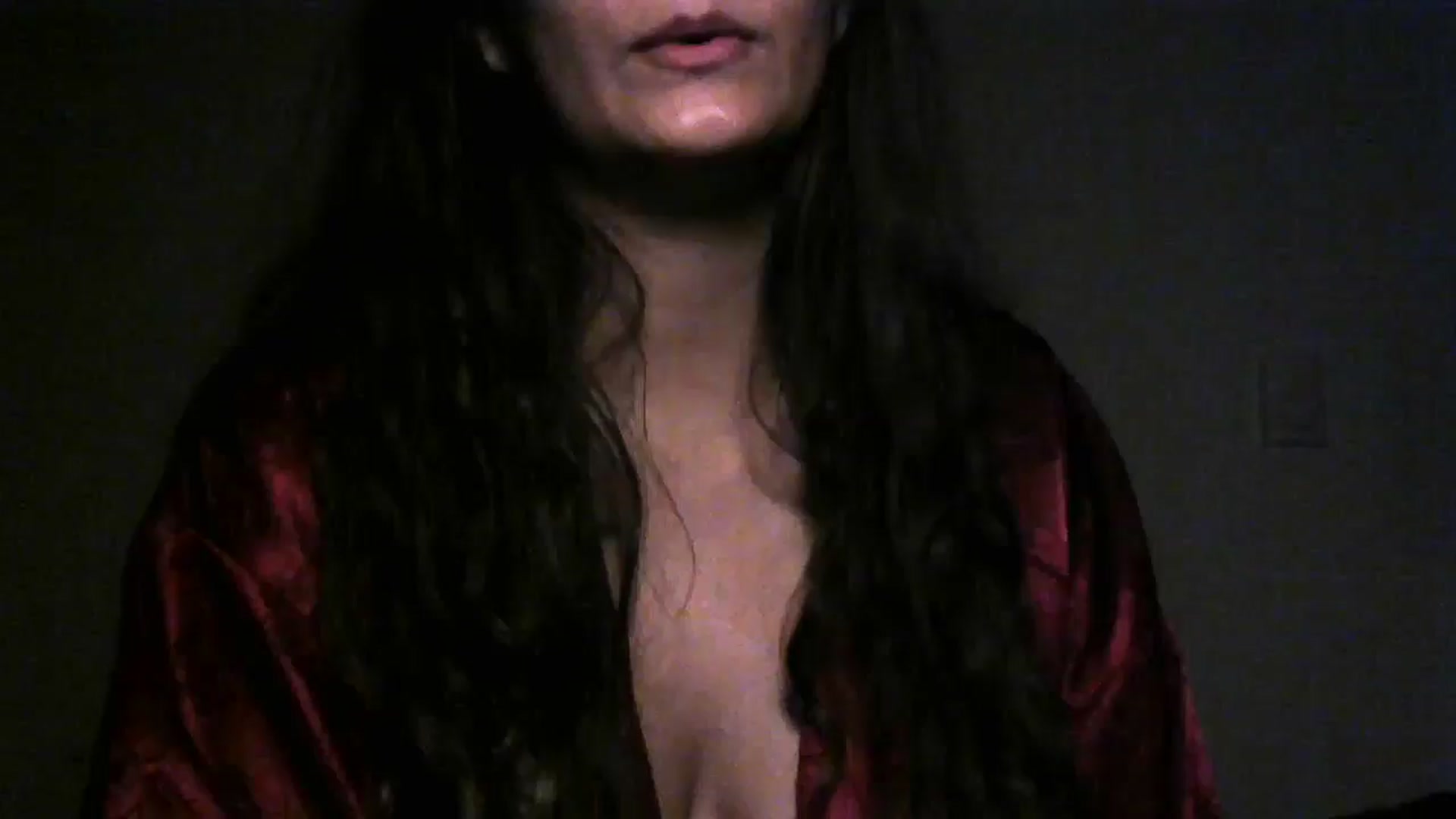 Gallery image thumbnail from MonaRyder's myfreecams stream on, 08/25/2024, 11:23 image 8 of 20
