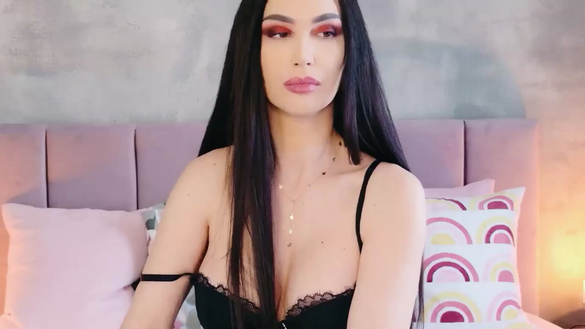 Gallery image thumbnail from Monalise's myfreecams stream on, 03/18/2026, 09:57 image 7 of 20