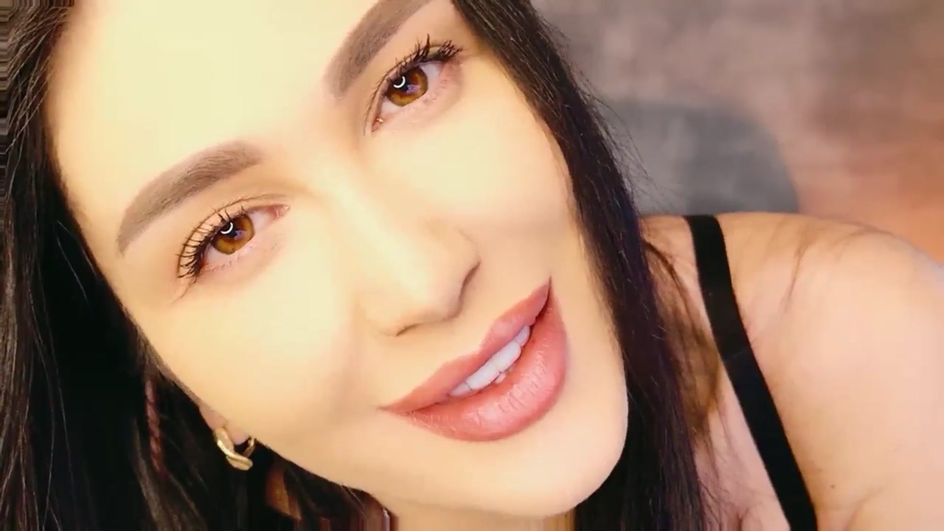 Gallery image thumbnail from Monalise's myfreecams stream on, 03/20/2026, 15:32 image 19 of 20