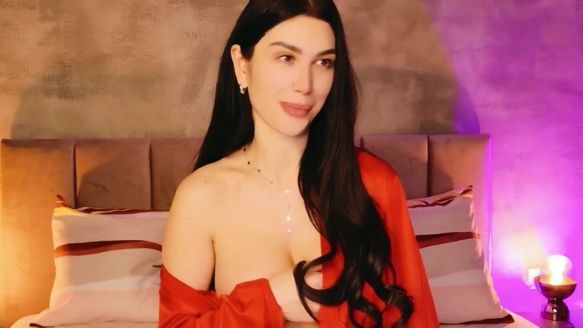 Gallery image thumbnail from Monalise's myfreecams stream on, 03/21/2026, 18:21 image 11 of 20