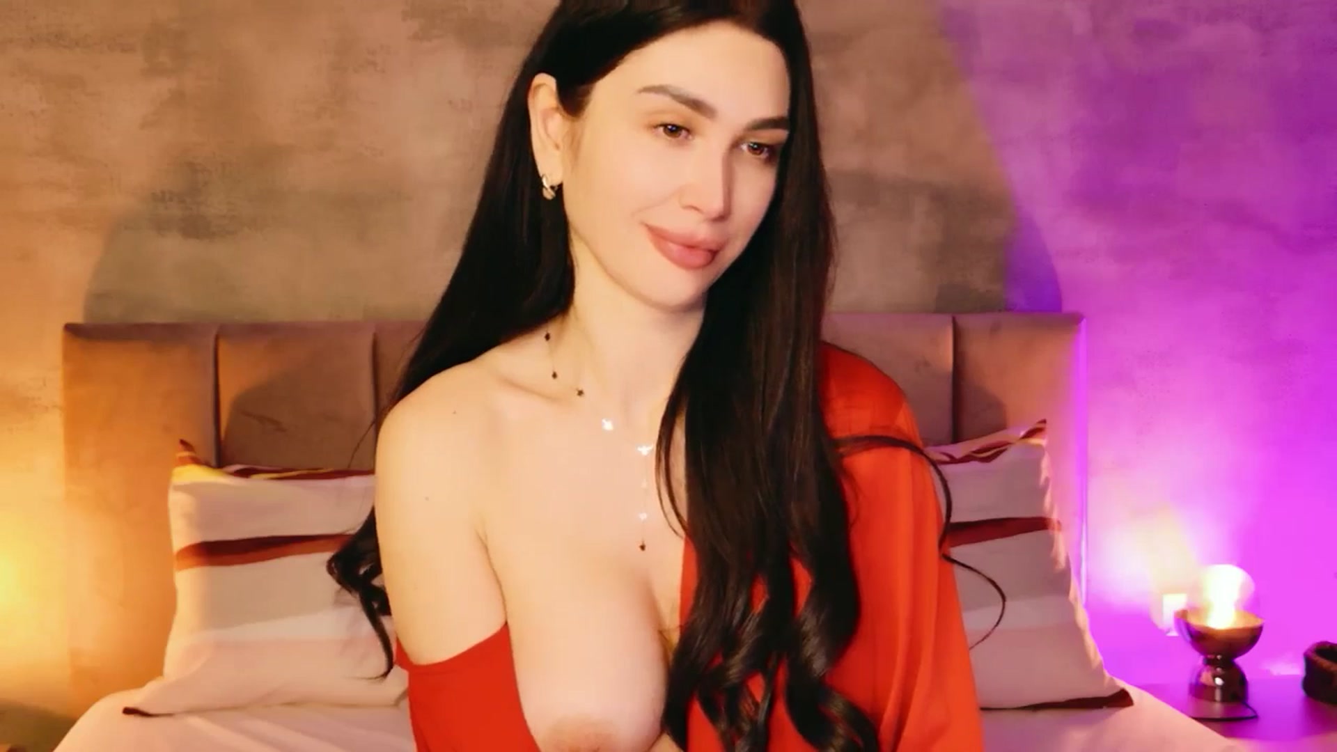 Gallery image thumbnail from Monalise's myfreecams stream on, 03/21/2026, 18:21 image 8 of 20