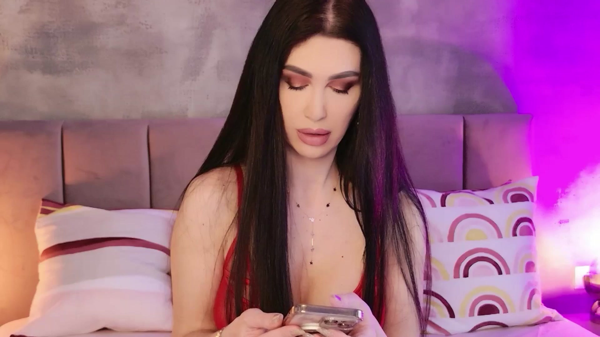 Gallery image thumbnail from Monalise's myfreecams stream on, 04/11/2026, 12:42 image 3 of 20