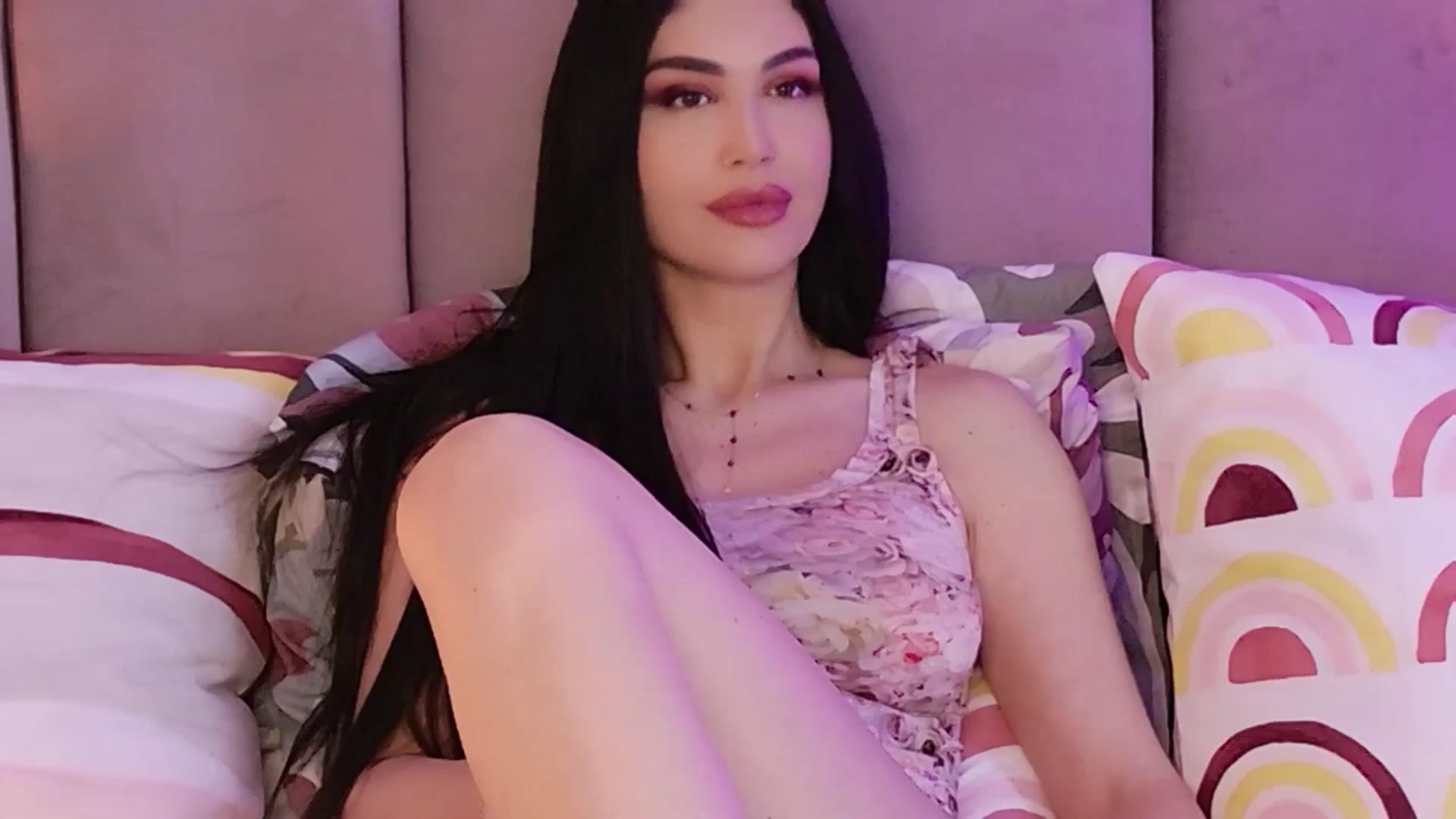 Gallery image thumbnail from Monalise's myfreecams stream on, 04/16/2026, 07:12 image 15 of 20