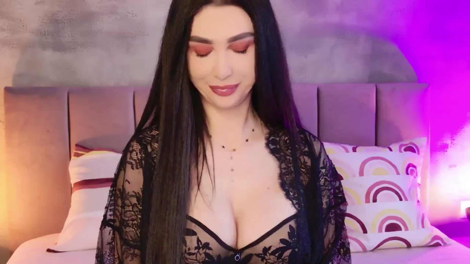 Gallery image thumbnail from Monalise's myfreecams stream on, 04/18/2026, 05:20 image 9 of 20