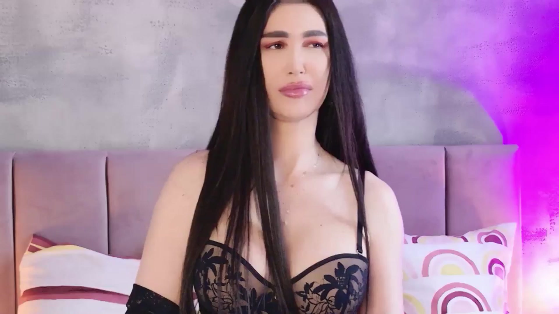 Gallery image thumbnail from Monalise's myfreecams stream on, 04/18/2026, 11:34 image 5 of 20