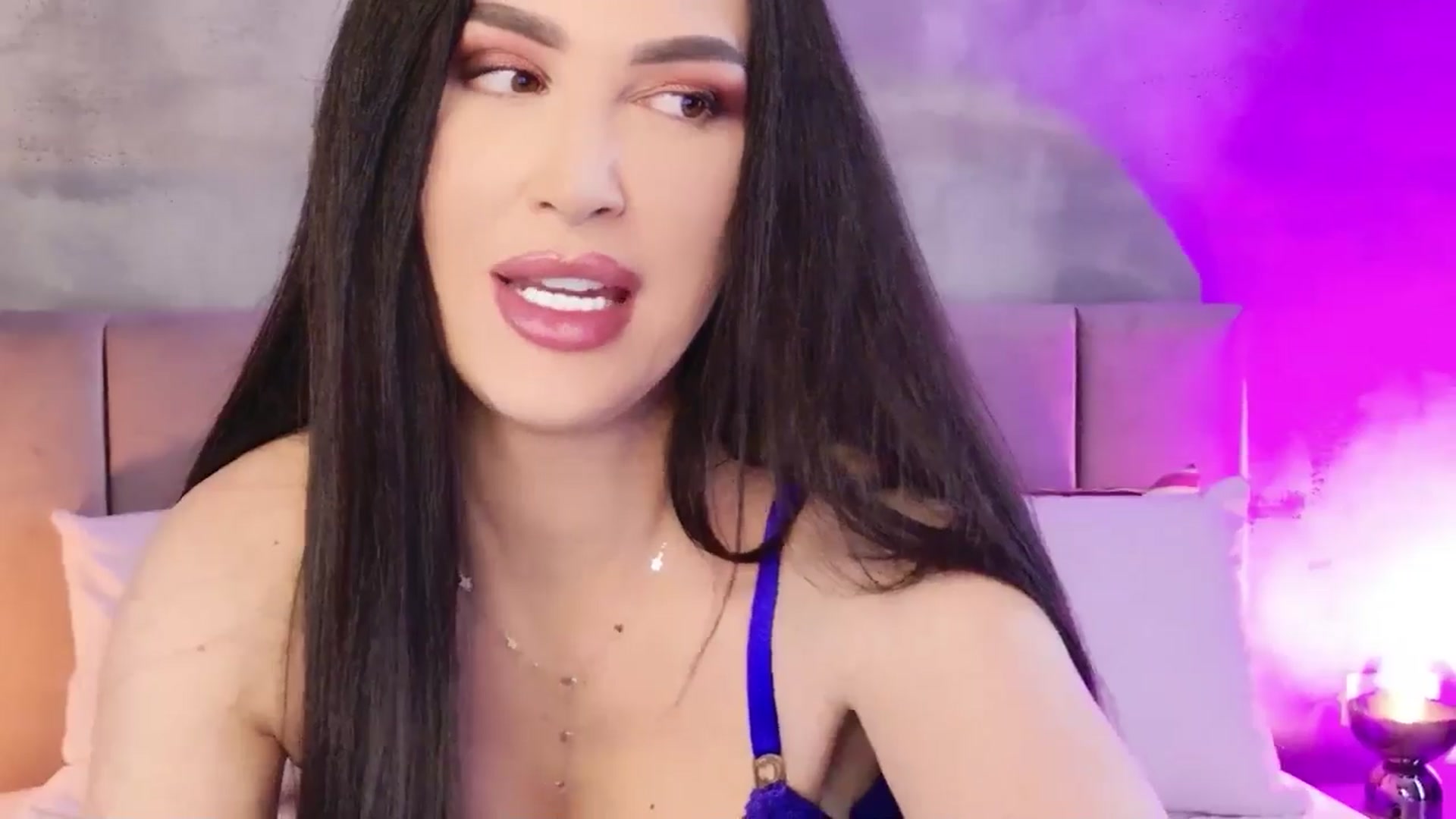 Gallery image thumbnail from Monalise's myfreecams stream on, 04/19/2026, 11:49 image 9 of 20