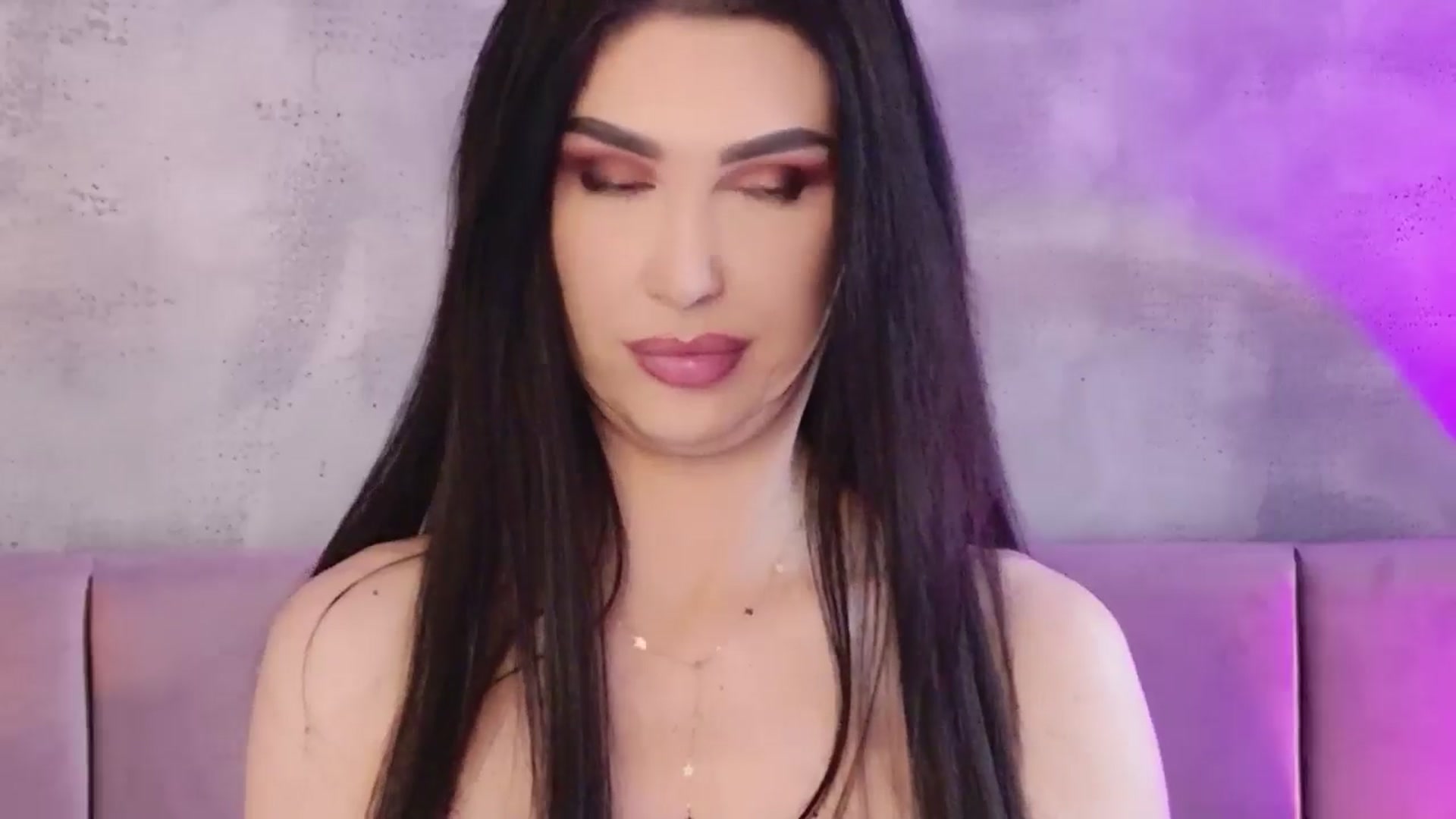 Gallery image thumbnail from Monalise's myfreecams stream on, 04/19/2026, 12:22 image 14 of 20