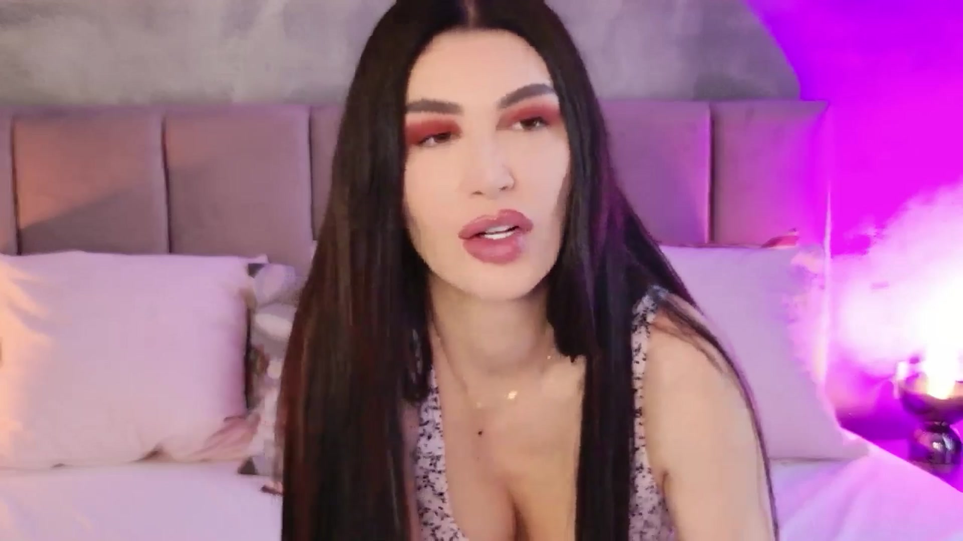 Gallery image thumbnail from Monalise's myfreecams stream on, 04/22/2026, 11:24 image 3 of 20