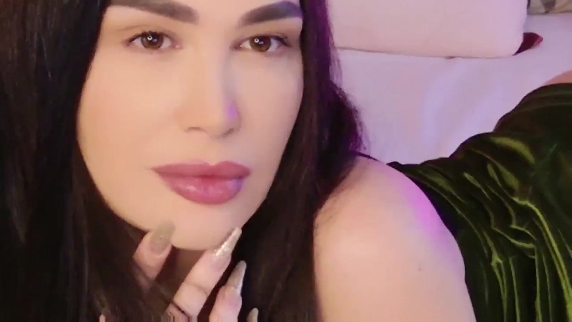 Gallery image thumbnail from Monalise's myfreecams stream on, 04/25/2026, 12:15 image 2 of 20