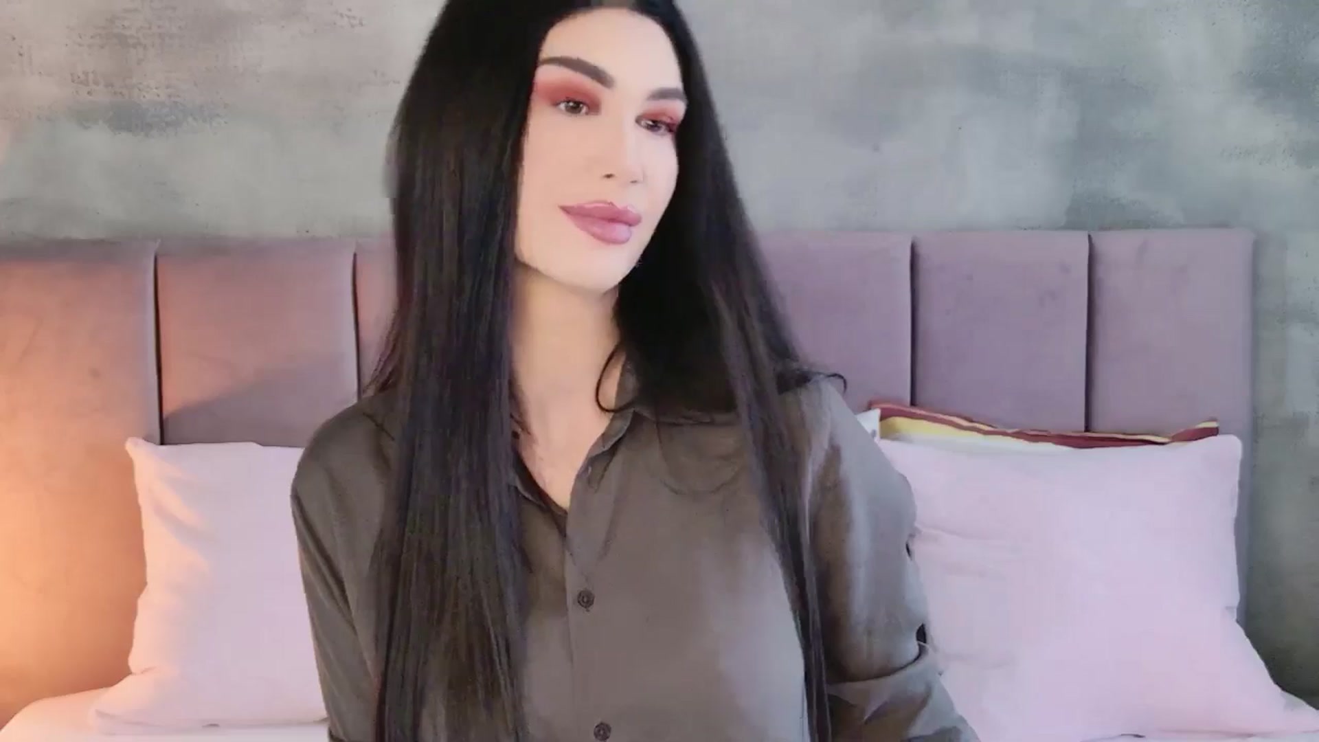 Gallery image thumbnail from Monalise's myfreecams stream on, 04/28/2026, 09:39 image 18 of 20