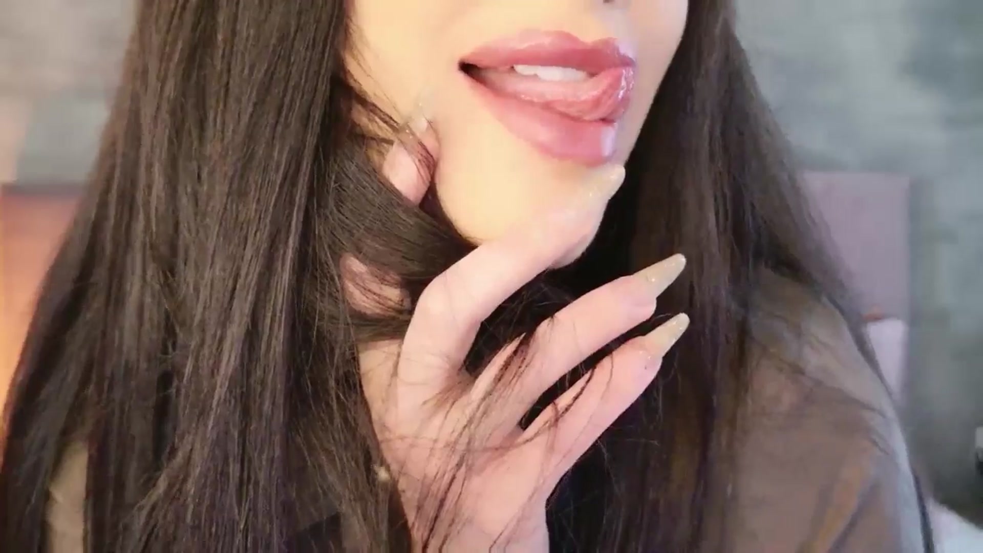 Gallery image thumbnail from Monalise's myfreecams stream on, 04/28/2026, 11:14 image 4 of 20