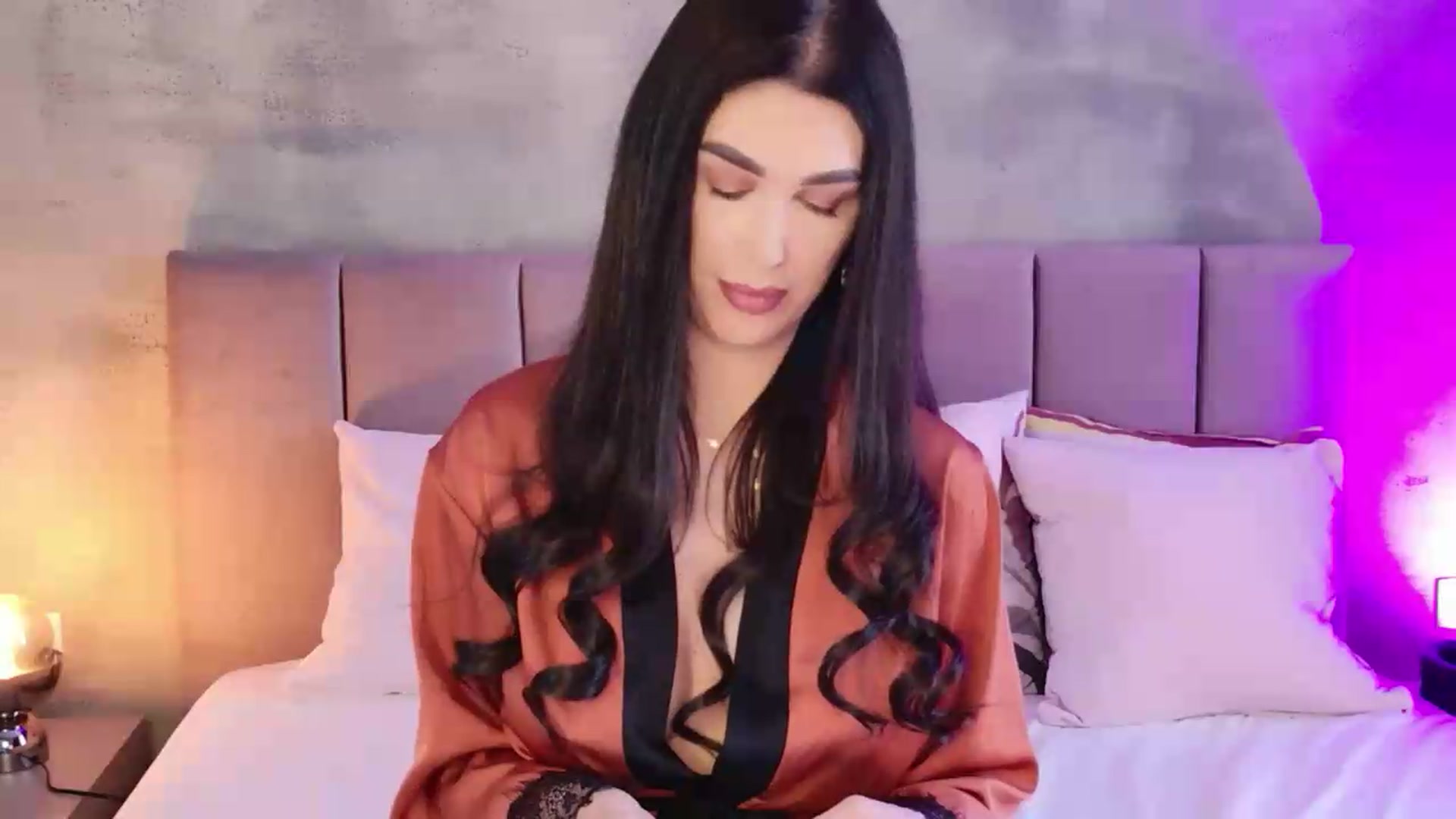 Gallery image thumbnail from Monalise's myfreecams stream on, 05/01/2026, 13:29 image 9 of 20