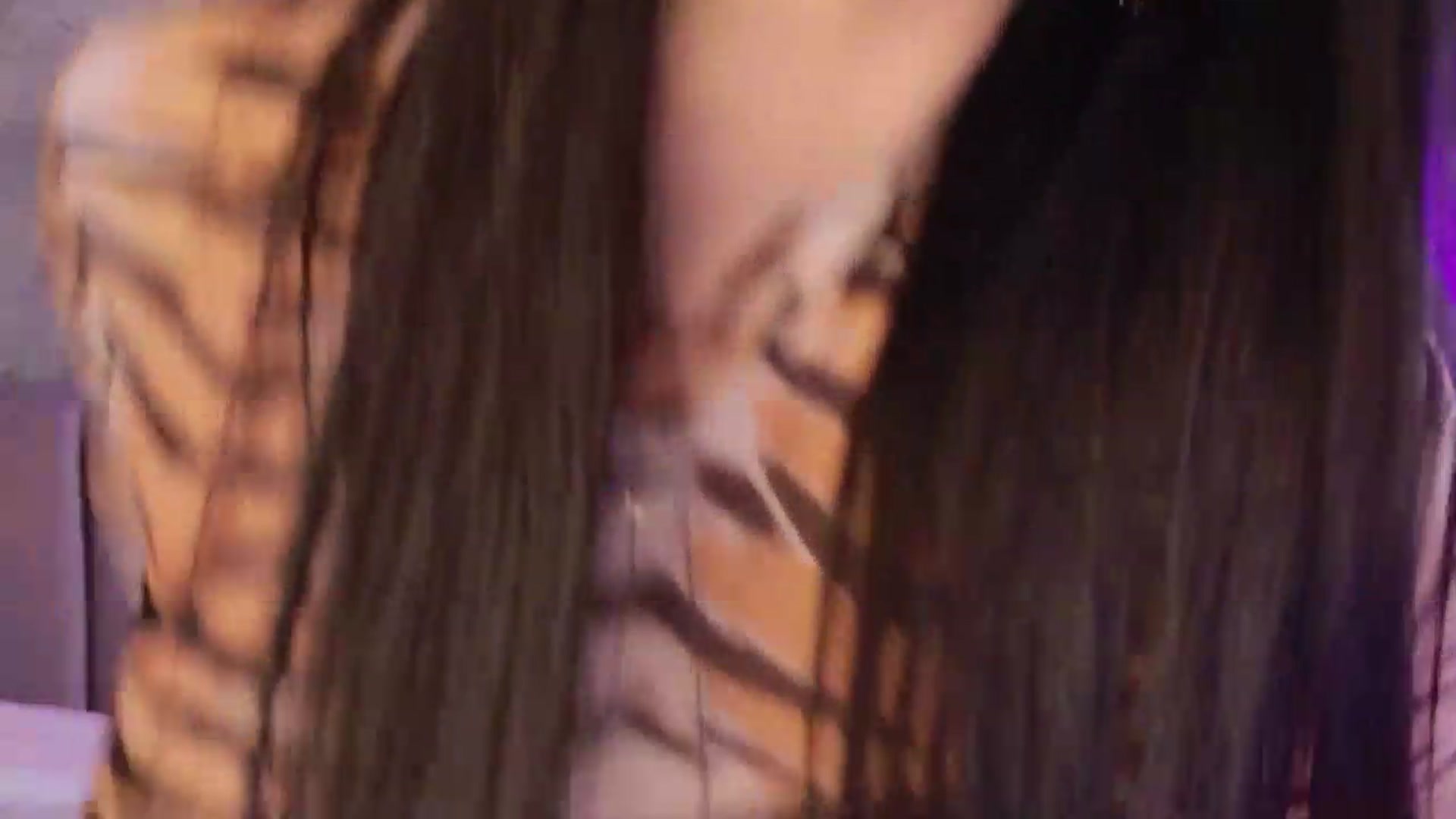 Gallery image thumbnail from Monalise's myfreecams stream on, 05/04/2026, 06:31 image 9 of 20