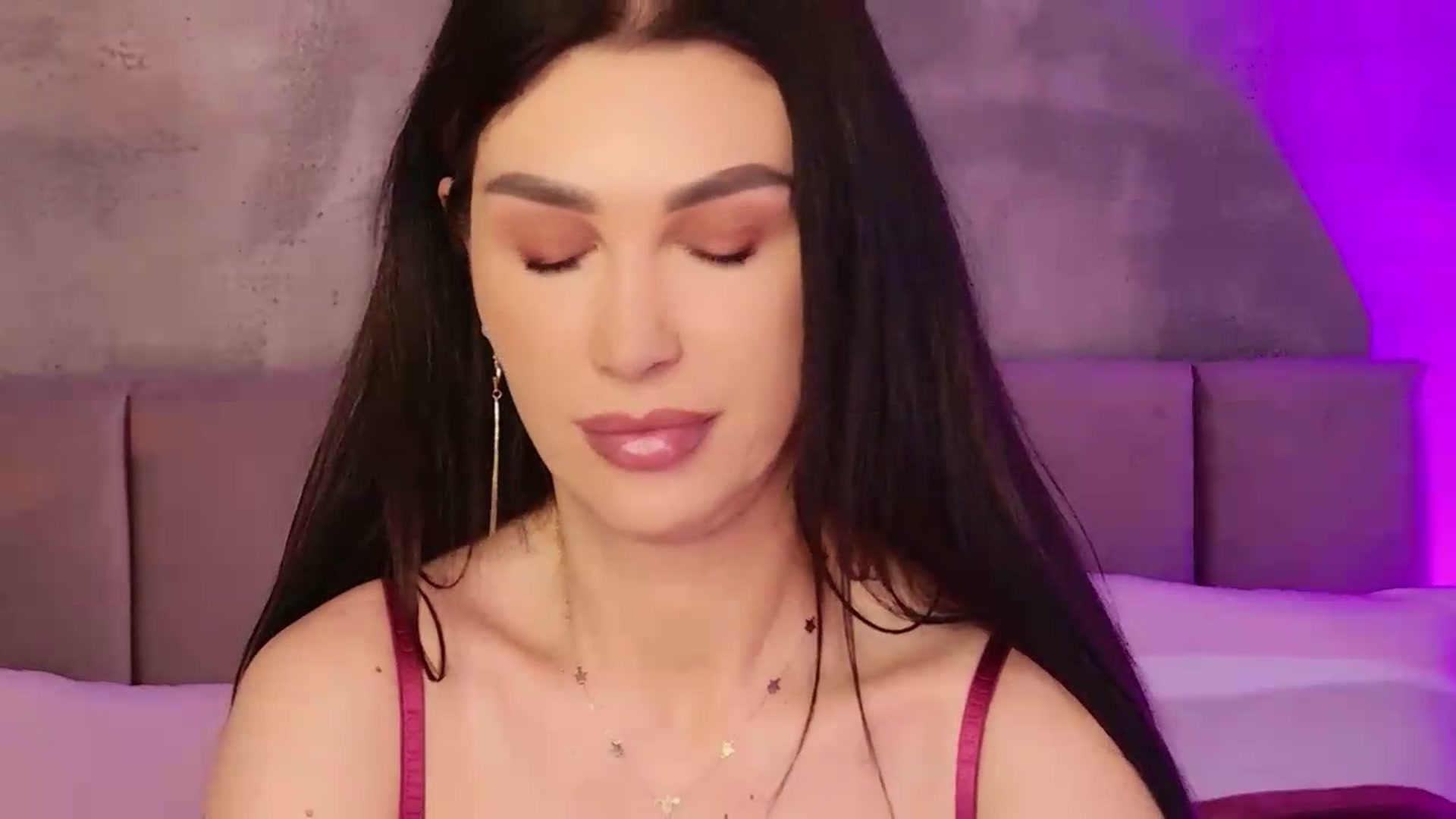 Gallery image thumbnail from Monalise's myfreecams stream on, 05/20/2026, 16:54 image 14 of 20