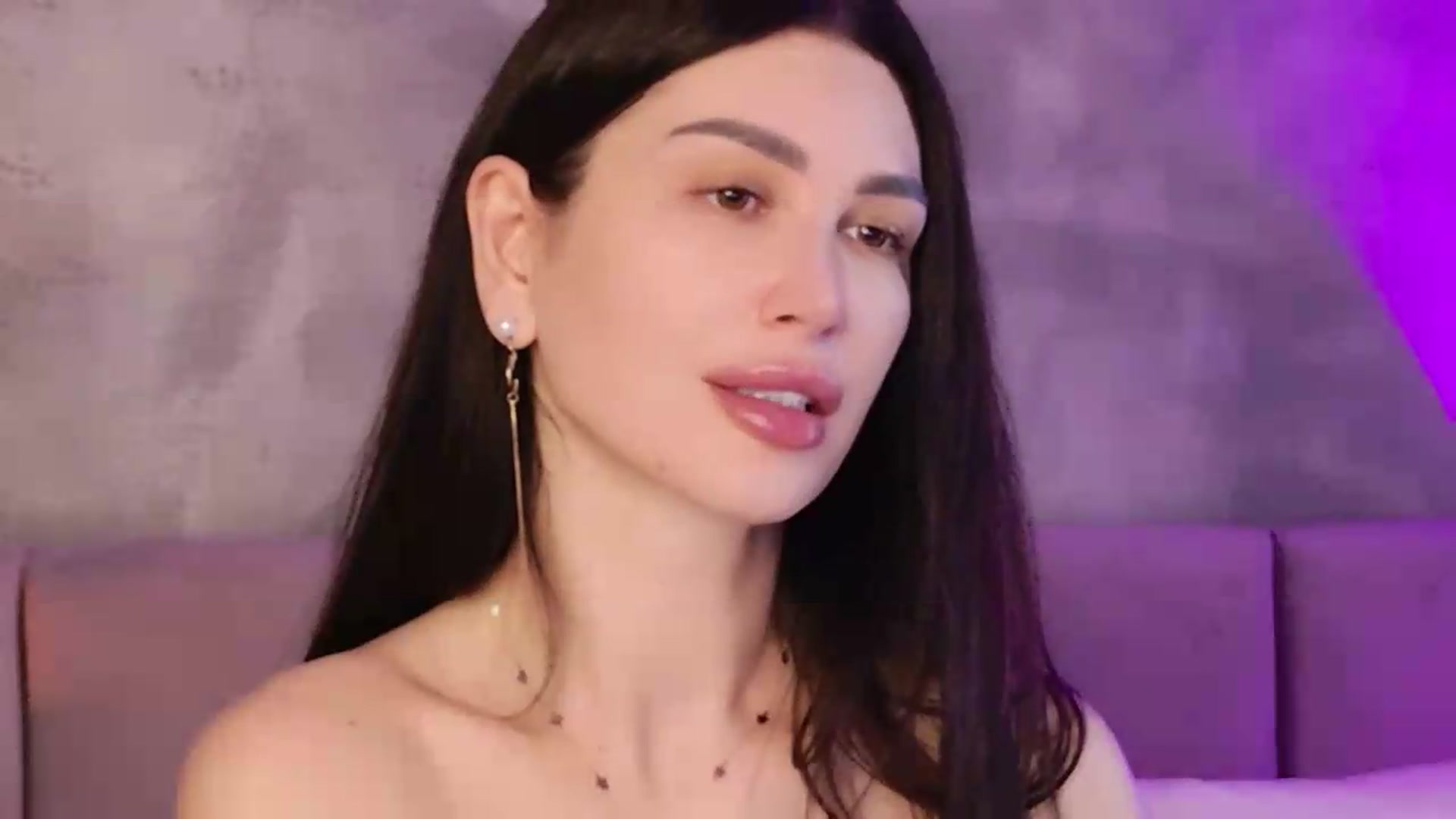 Gallery image thumbnail from Monalise's myfreecams stream on, 05/23/2026, 17:59 image 4 of 20