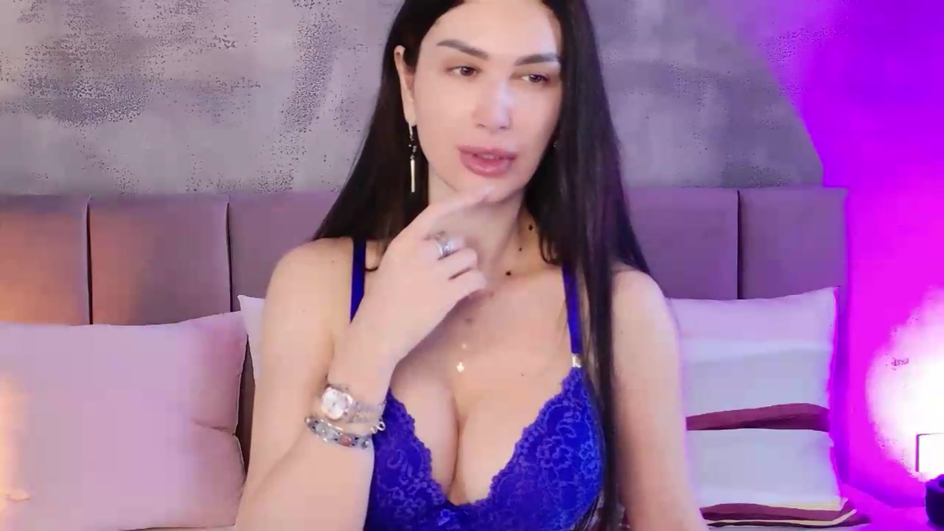 Gallery image thumbnail from Monalise's myfreecams stream on, 05/24/2026, 14:01 image 10 of 20